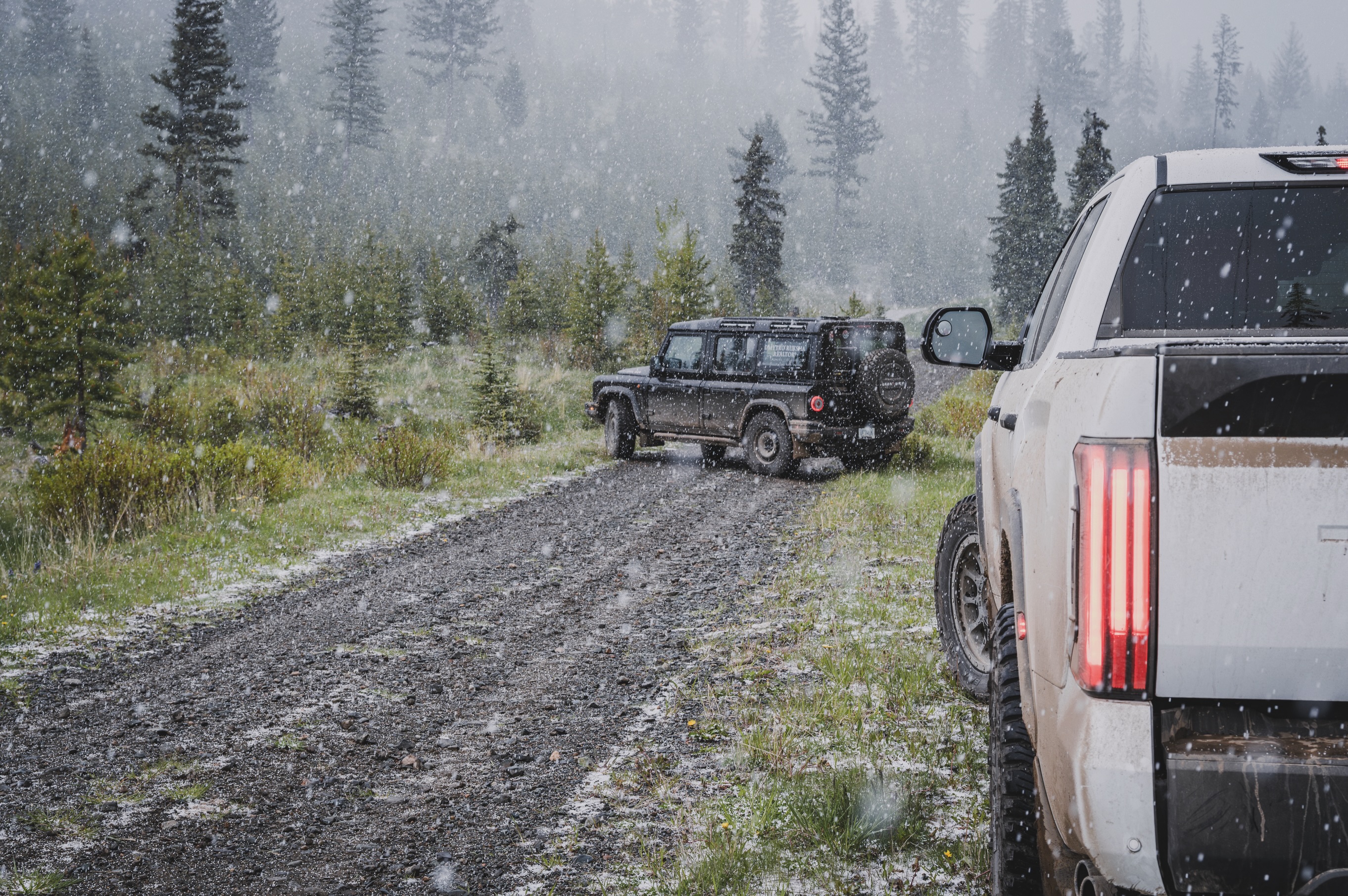 What can be better than a little adventure?
#explorebritishcolumbia #offroad #jeeplife