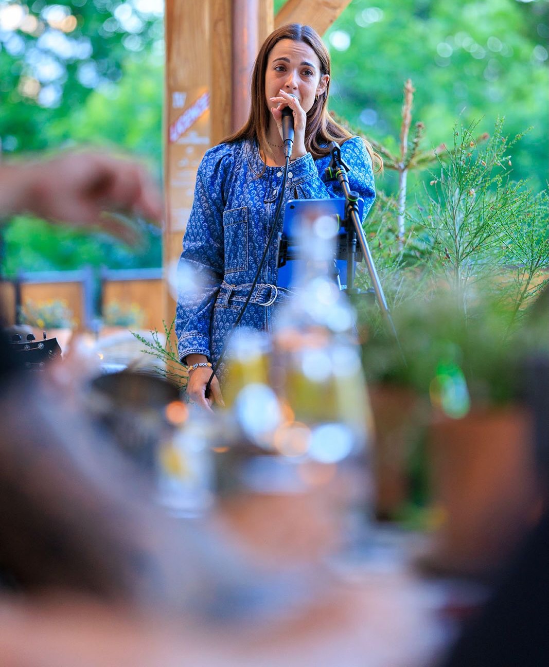 ✨ Retour en images sur notre soirée de lancement de saison au Prieuré ✨
Merci à tous d’avoir partagé ce beau moment avec nous 🤍 Votre présence, votre énergie et vos sourires ont fait de cette soirée un vrai succès.
Une belle façon de commencer cette nouvelle saison… À très vite au Prieuré !
📸 @camille_moirenc