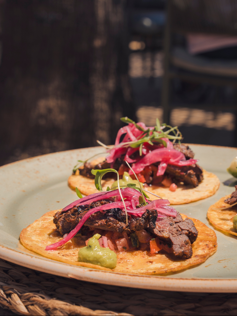 Three bites, and you’re fully in the Luuma mood 🌮☀️🔥
Our Beef Tacos come loaded with bold flavour: tender beef, sweet grilled pineapple salsa, creamy guacamole, pickled red onion, and a fresh touch of cilantro in every bite. Vibrant, messy in the best way, and made to share under the Marbella sun.
#luumabeachrestaurant #luumabeachmarbella #marbellaweekend #marbellatrip #marbellalifestyle #marbellaspain #marbellavacation #elrosariobeach