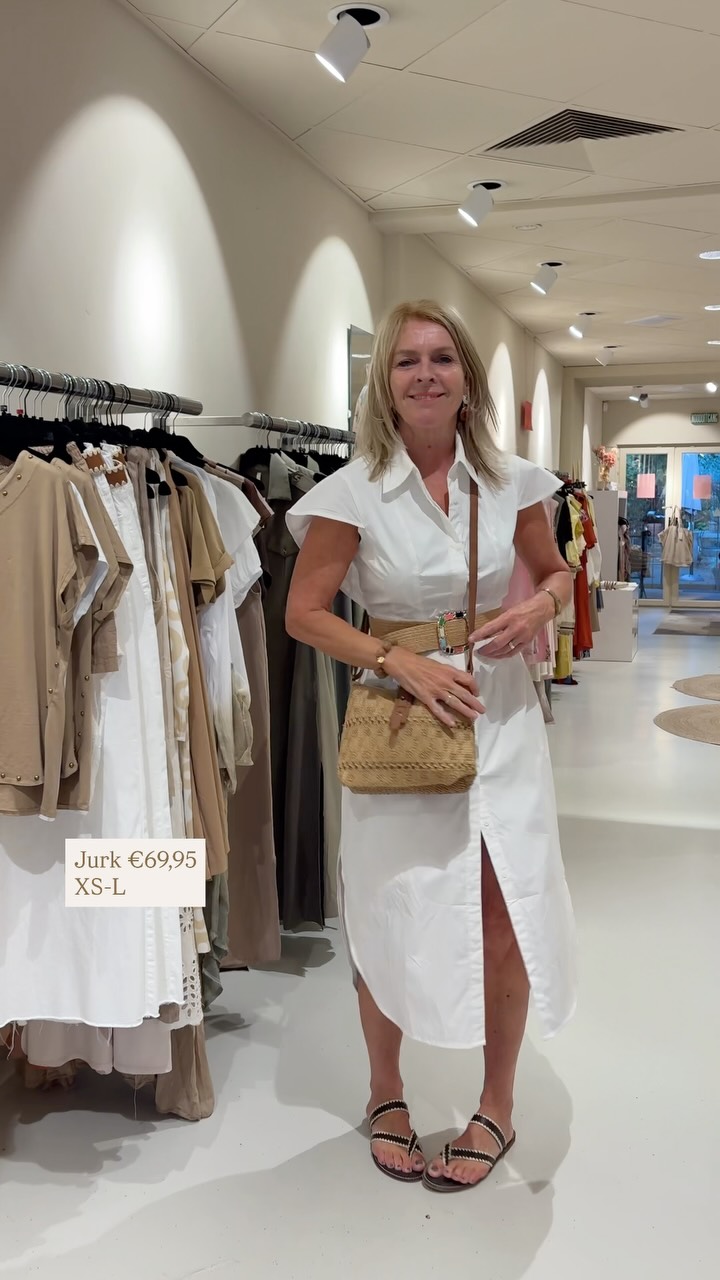 Prachtig zomer wit 🤍
#sereen #damesmode #valkenswaard #kleding #fashion