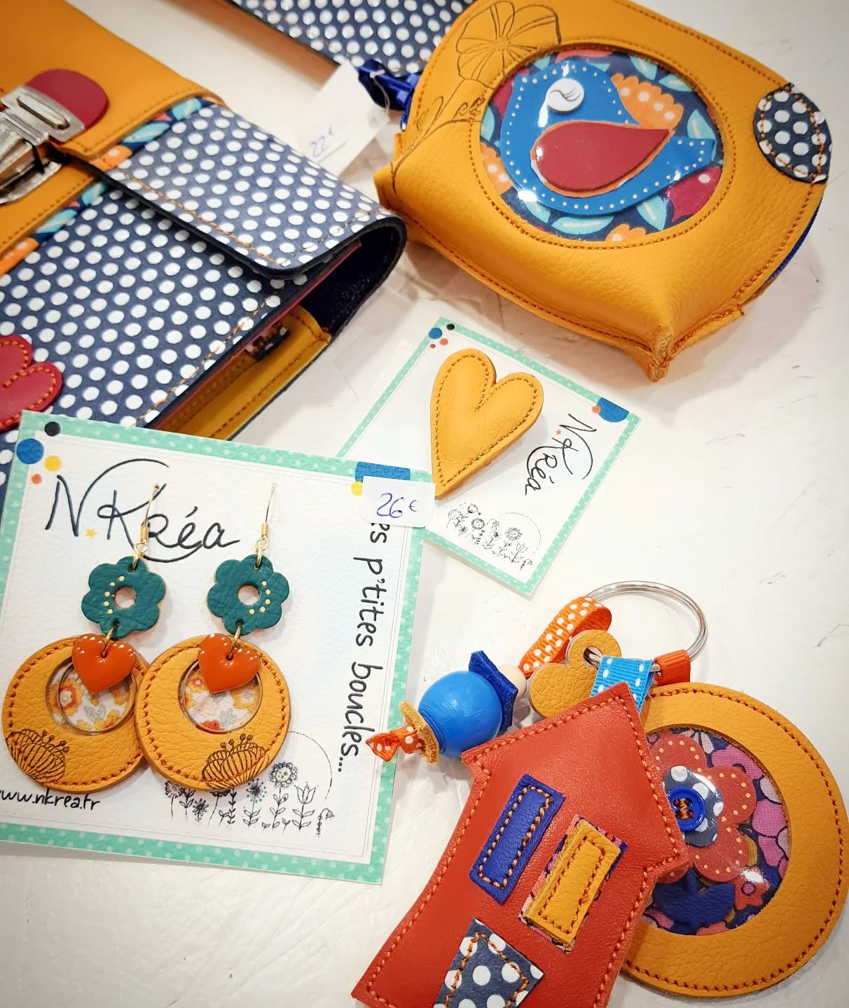 @n.krea
Nouveau réassort ❤️
#cuir #nkrea #galerielessouliersrouges #clisson