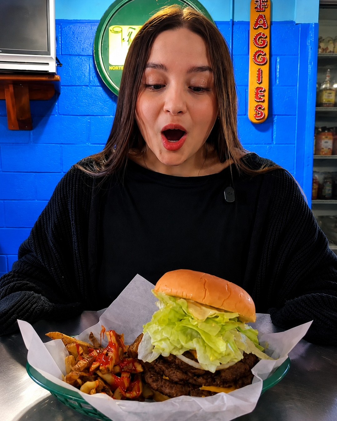 That face says it all. 😮🍔
One look at a Lord’s Kitchen burger and you know you’re in for something special. Juicy, loaded, and stacked high with fresh toppings, this is the kind of burger that keeps San Antonio coming back for more. Stop by or order online and see what the excitement is about.
What's your must-have burger topping?
#SanAntonioEats #BestBurgers #EastsideSanAntonio