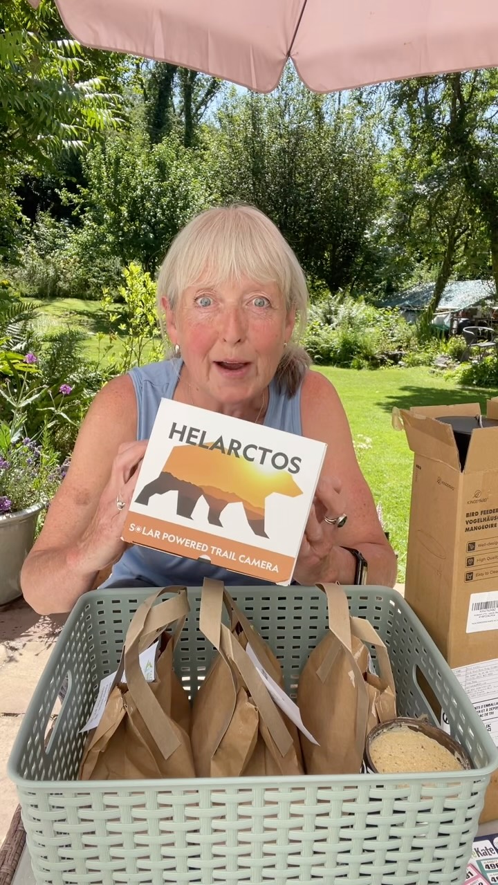 Wowzers ! I have TWO amazing Wildlife bundles to give away this weekend at @global_birdfair !
Pick up your free raffle ticket to be in with a chance of winning ALL of these!
Tickets available for all attending my talk on the Osprey Stage on Sunday at 10am and , if you’re under 18, then get a ticket from the Discovery Zone. I will be drawing that at 2.15pm on Sunday and YOU HAVE TO BE THERE to win it!
Good Luck and see you there!!
Thank you to :
@Naturespy
@birdfyuk
@kingsyard_official
@ecobirdfood
@crowartist
@fernecreative
@leicanature