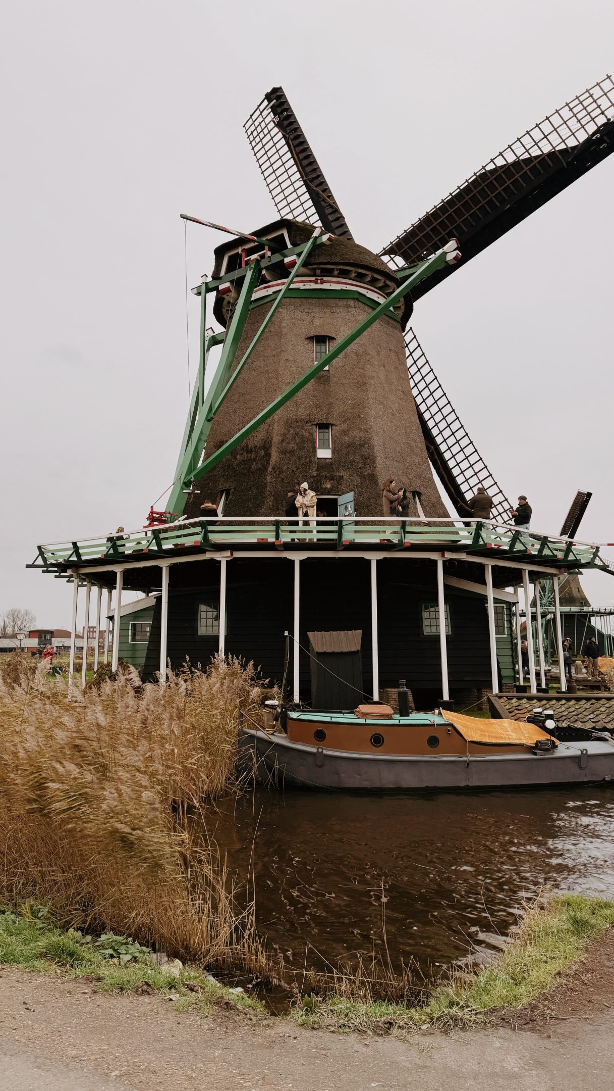 Round and round and round… 🎡
If planning your trip has you stuck in an endless loop of research, comparisons, and second-guessing, it might be time for a different approach.
That’s where I come in. ✈️
#travelplanning #traveladvisor #luxurytravel