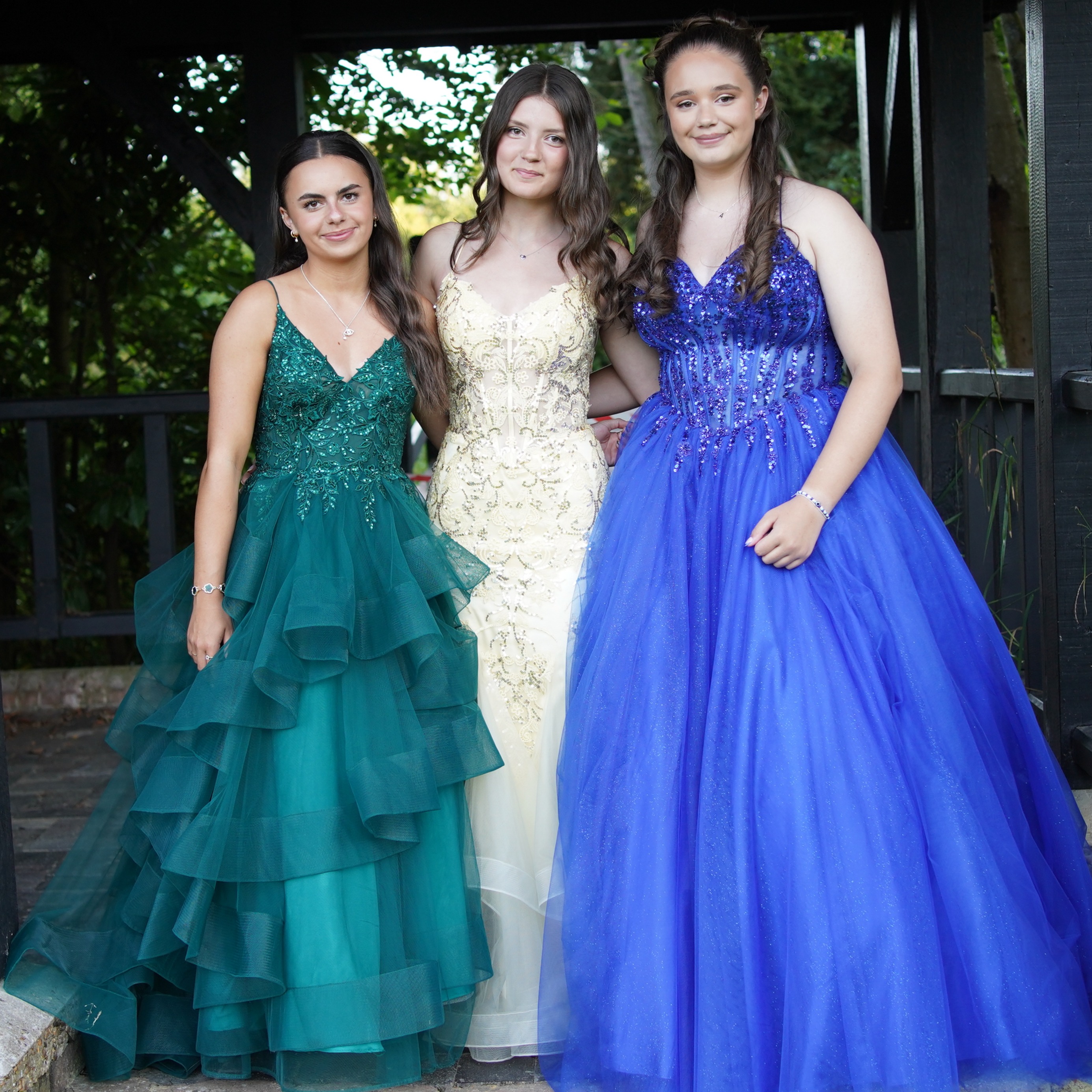 POV: the best-dressed girls just arrived ✨
Watching our girls shine in their dream prom looks = our favourite part of the season by FAR
Our girls understood the assignment and showed up in style 💃
From sparkle to tulle, every look is giving main character energy. 👑✨
#PromSeason #PromStyles