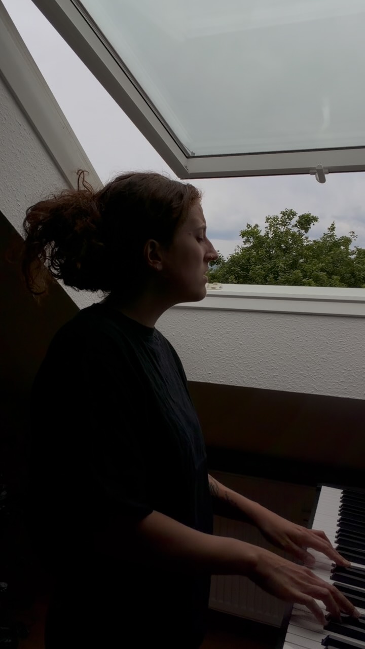 What about a dreamy #takeoneme version? 🦋
Song von #aha
#coversong #fyp #pianocover