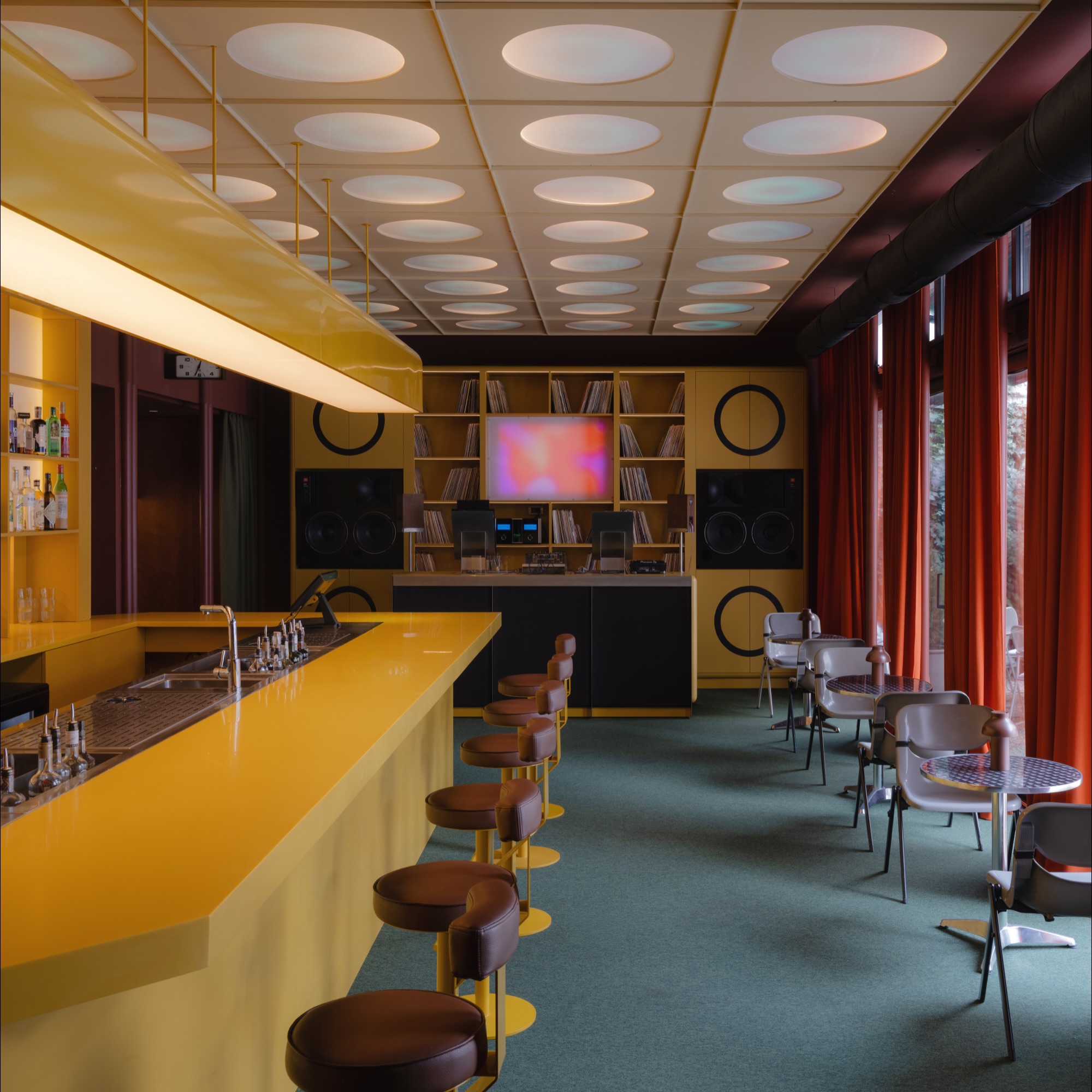 Proof that great design doesn’t just create spaces—it creates entire atmospheres.
Belgrade, Serbia 📍
Designed by Supaform Studio, Esthetic Joys Embassy EJE in Belgrade blurs the line between architecture, art, nightlife, and culture.