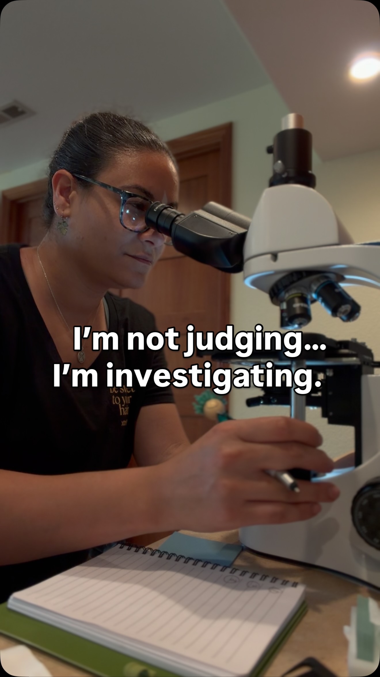 I really don’t judge.
You could tell me you’ve bleached your hair every month for 20 years, lived on energy drinks, or haven’t washed your scalp in a week.
I’m not here to make you feel bad.
I am incredibly curious though.
Because every little detail helps explain why your hair is behaving the way it is.
That’s the fun part for me.