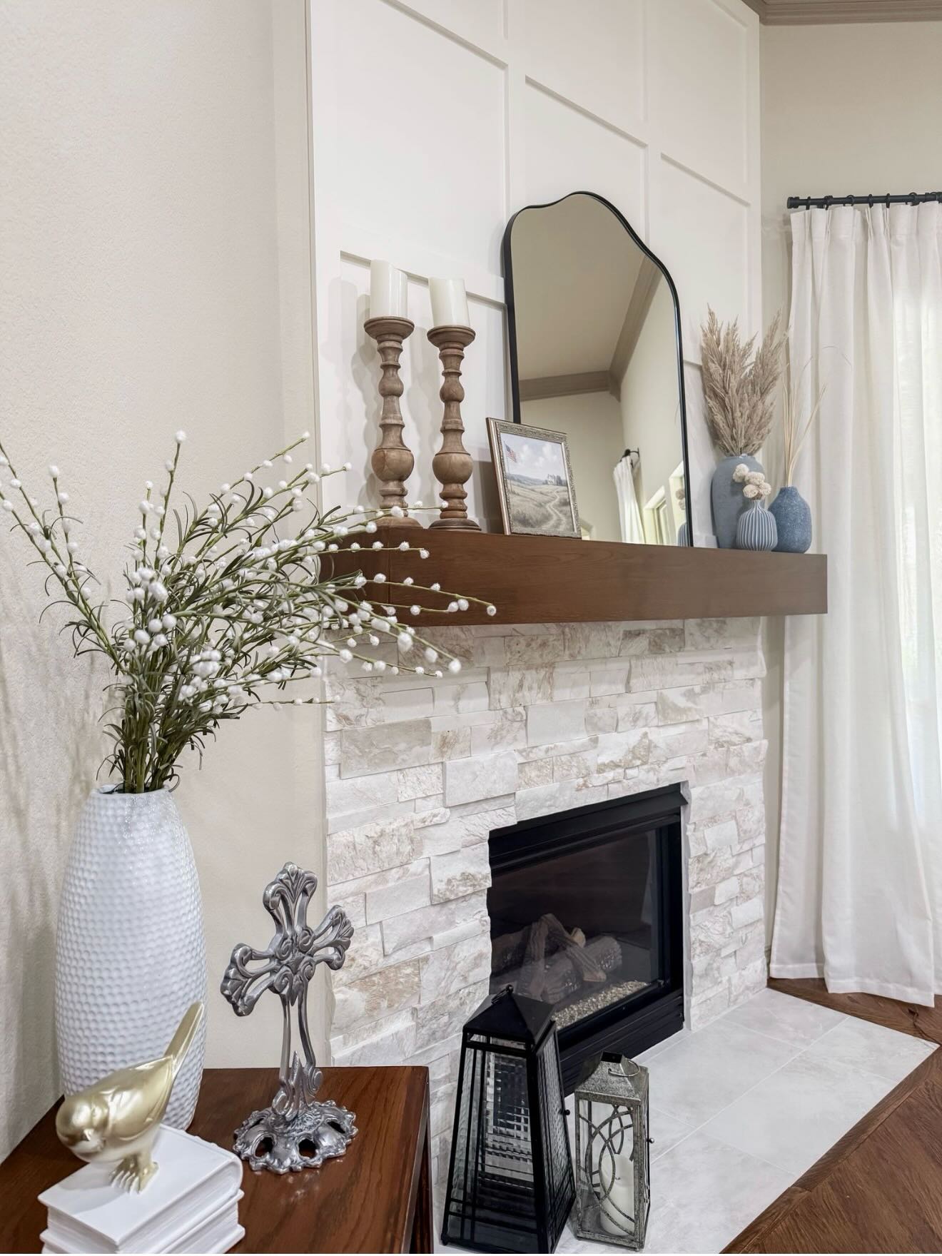It isn’t by luck that the majority of our customers are repeats. We couldn’t be more thrilled! Check out this fabulous fireplace makeover for one of our favorite repeats🍀 Before pic at end