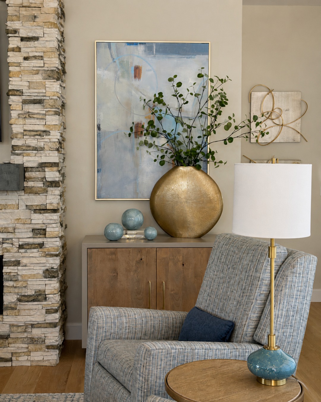 Adding color to your home doesn't have to mean bold walls or dramatic furnishings. Sometimes, the most beautiful spaces are created with subtle pops of color through artwork, pillows, accessories, florals, or accent décor.
A touch of color can bring warmth, personality, and life to a neutral room, transforming it from simple to inviting. The right balance creates a space that feels comfortable, welcoming, and thoughtfully designed without overwhelming the eye.
At Jenny Lee Designs, we love helping clients discover how small layers of color can make a big impact and create a home that feels both timeless and uniquely theirs.
#JennyLeeDesigns
#DowntownMonument
#InteriorDesign
#InteriorDecor
#HomeDecor