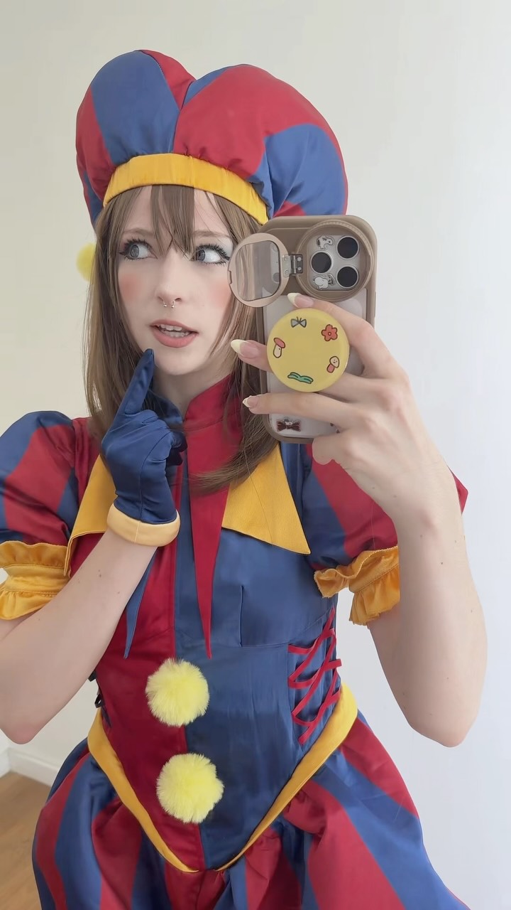 just styled a new wig
hoping to film a
bunch soon! #pomni #cosplay
#theamazingdigitalcircus #tadc #tadcpomni