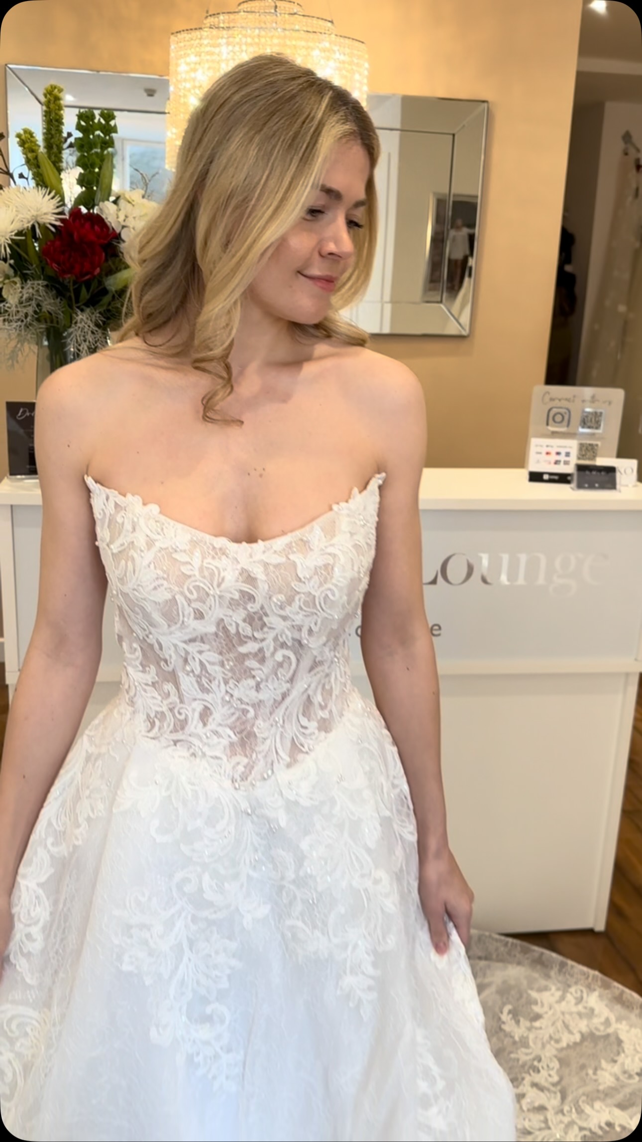 Two looks in one ✨
This beautiful gown can be ordered with out without the detachable sleeves, giving the bride two looks for her special day!
Book your appointment today - link in bio ✨
#bridetobe #2026bride #2027bride #weddingdress #modernbride