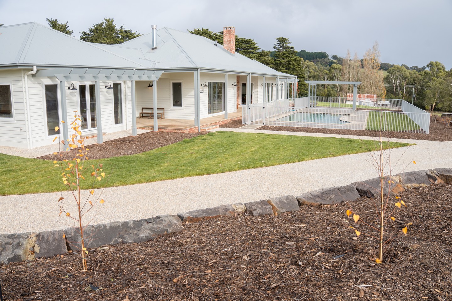 A recent project in the Macedon Ranges completed alongside @buildtrendhomes. Macedon Nursery & Garden Supplies supplied the full scope of landscape materials for the property, including cmaterials for the driveway and pathways, rocks for the retaining walls, mulch across the garden beds, and turf throughout.
The trees are in the ground and the beds are ready. In a few seasons this will be a very different looking property.
If you're building or landscaping in the Macedon Ranges and need materials in volume, the team at Macedon Nursery can supply and deliver 7 days.
Images via @buildtrendhomes
#macedonnursery #macedonrangesgardens #landscapesupplies