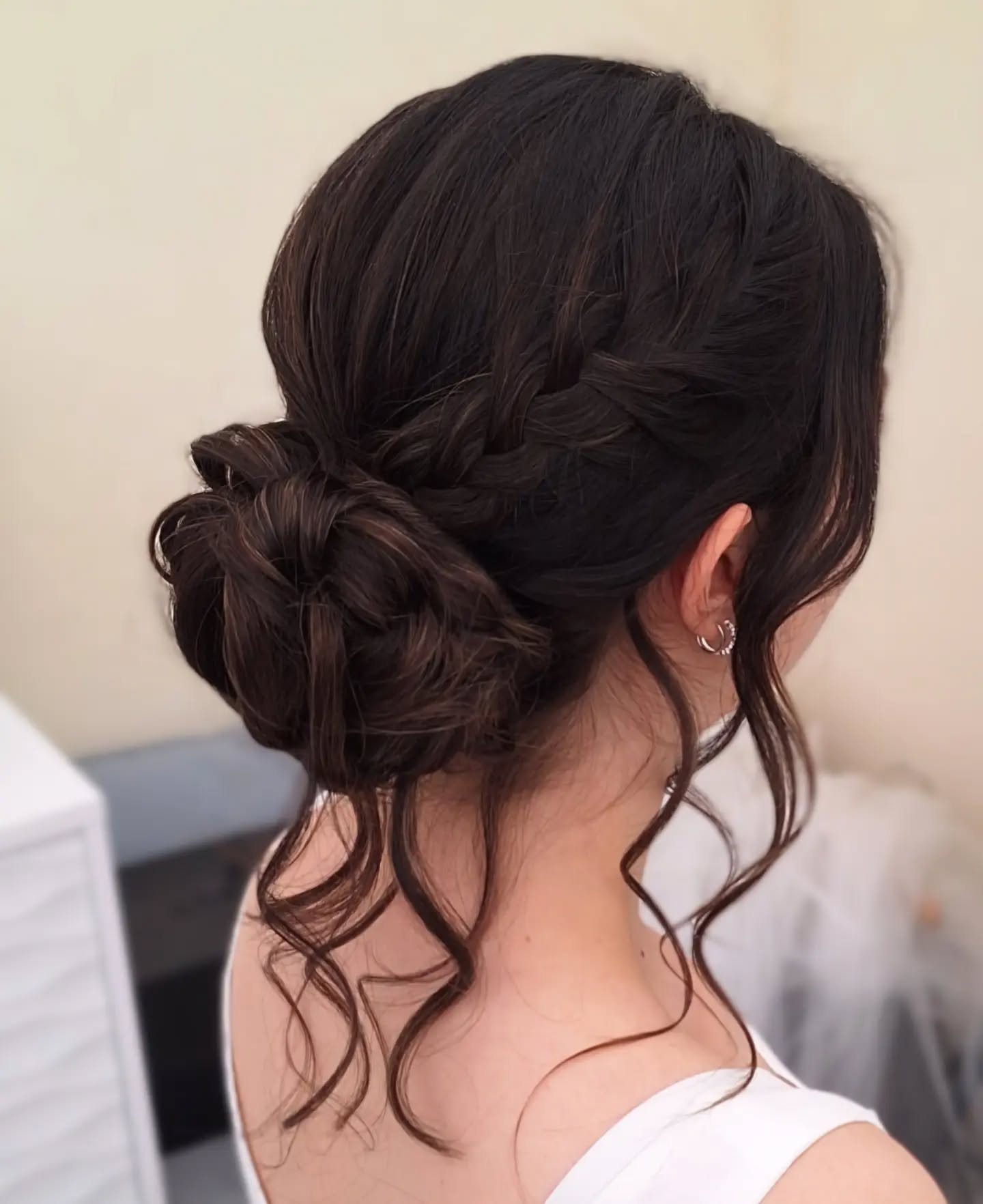 Low bun inspo β¨οΈ
Whether its textured and Boho or soft and sleek, low buns give that formal feel with a bit of fun! They have also been a good send for this heatwave to get your hair iff your neck and looking flawless all day! I've included styles that I've created with thick, thin, long, short, wavy, curly, straight hair and everything in-between so you can hopefully get some inspo for your special day!
1. Braided Boho bun on long thick hair
2. Modern soft bun on straight,medium hair
3. Textured low bun on shoulder length,medium density hair
4. Soft low bun on short hair
5. Boho bun with movement and twists on long heavy, thick hair
6. Classic bun on long thick hair
7. Mother of the bride, elegant bun on mid length hair
8. Modern take on classic low bun on medium wavy hair
9. Textured Boho style on medium, wavy hair
10. Curly low bun with enhanced natural curl
Hope this helps for low bun inspo!
#westsussexweddinghair #bridalhair #sussexbride #sussexbridalhair #lowbuninspo
Bride
Bridesmaid
Hairstyle
Occasion hair
Sussex bride
Sussex Bridal hair