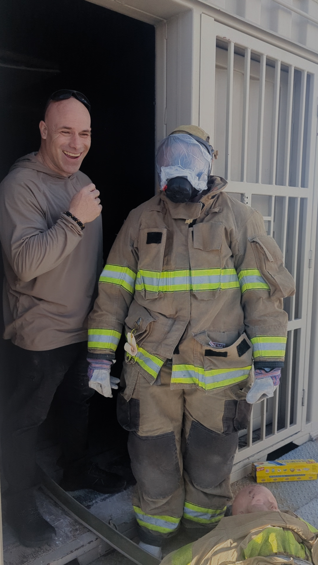Stress changes the equation.
These trainees know the techniques. But when you add physical stress and pressure, accessing what you know becomes the real challenge.
Training isn’t just about learning the skill. It’s about being able to use it when it matters most.
Control your breath.
Access your training.