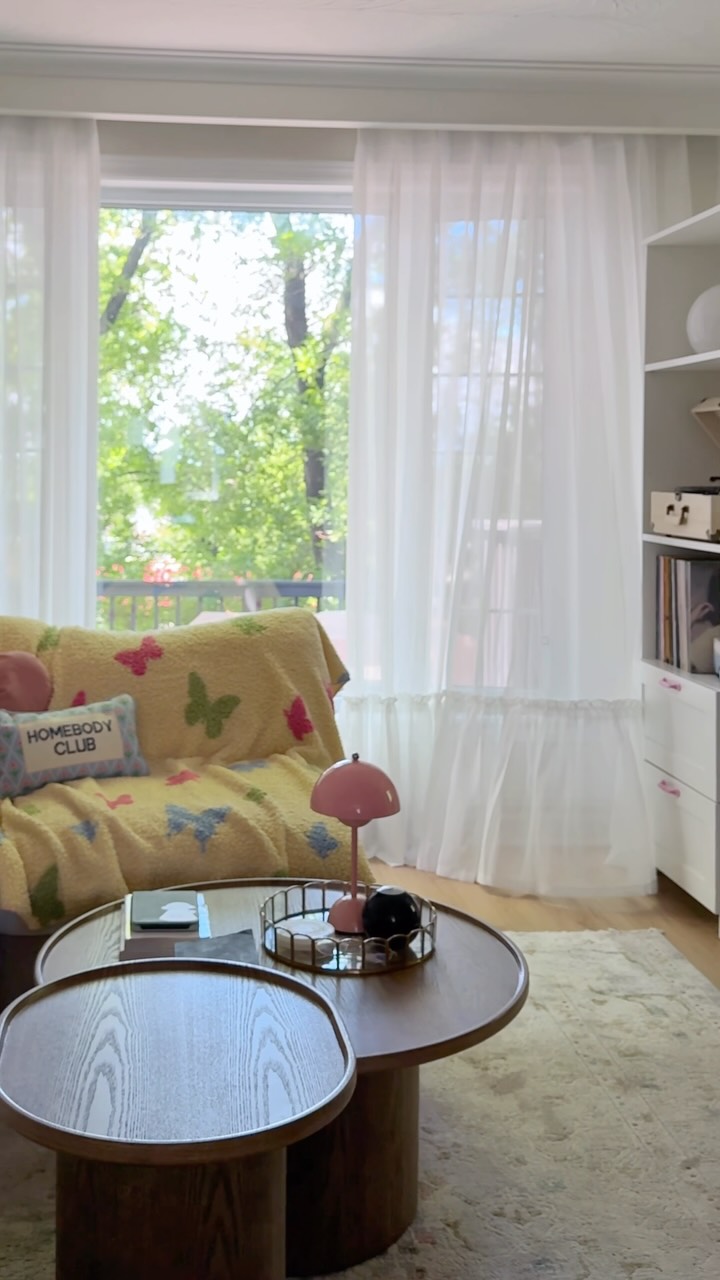 This small update completely changed the feel of our living room in the best way 💖
Adding these Ruffled Hem White Sheer Curtains from @easeeasecurtains instantly made the space feel softer and more dreamy. The delicate ruffled hem gives just the right amount of charm.
Use my exclusive link to shop and don’t forget to use my discount code for 25% off ♡
#easeeasecurtain #easeeasehome #sheercurtains #prettyhomedecor #cozyhome
window treatments, colourful home, living room, sheers, curtain design