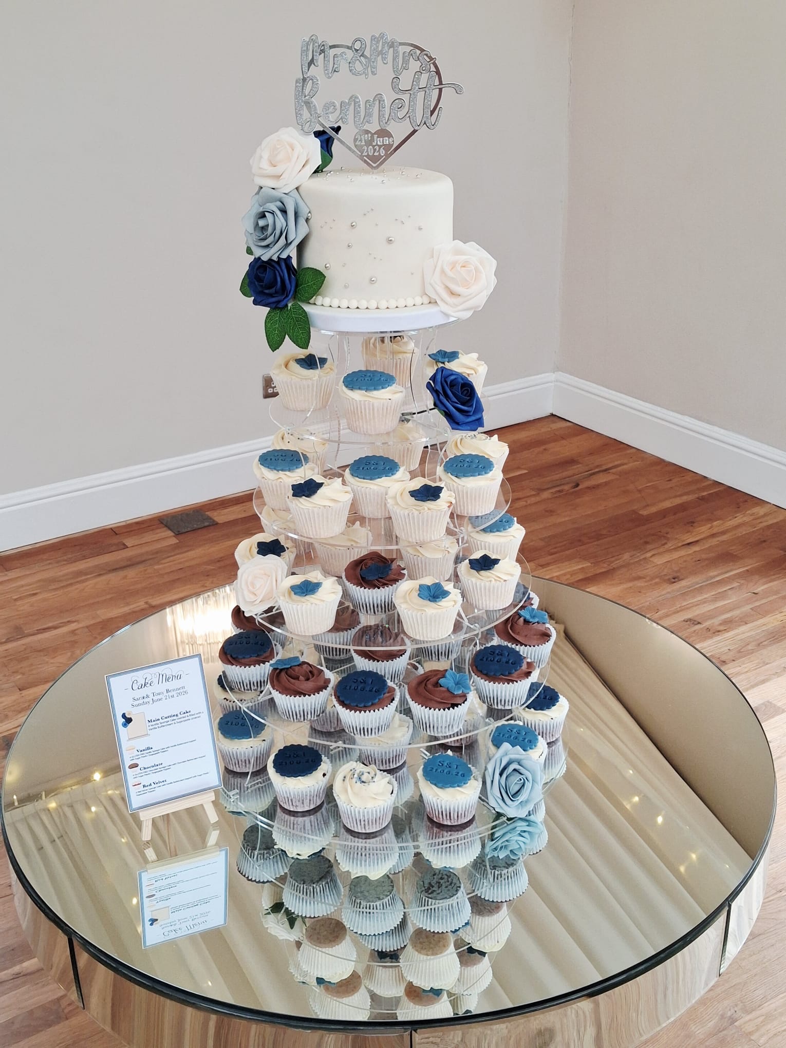 Wedding cupcake towers with single tiers are so popular this year. Congratulations to the Bride & Groom 💍
Setup at @wrenburyhall which was a beautiful location for the big day.
#weddingcakesupplier #cupcaketower #weddingcakedesign #weddingcakemaker