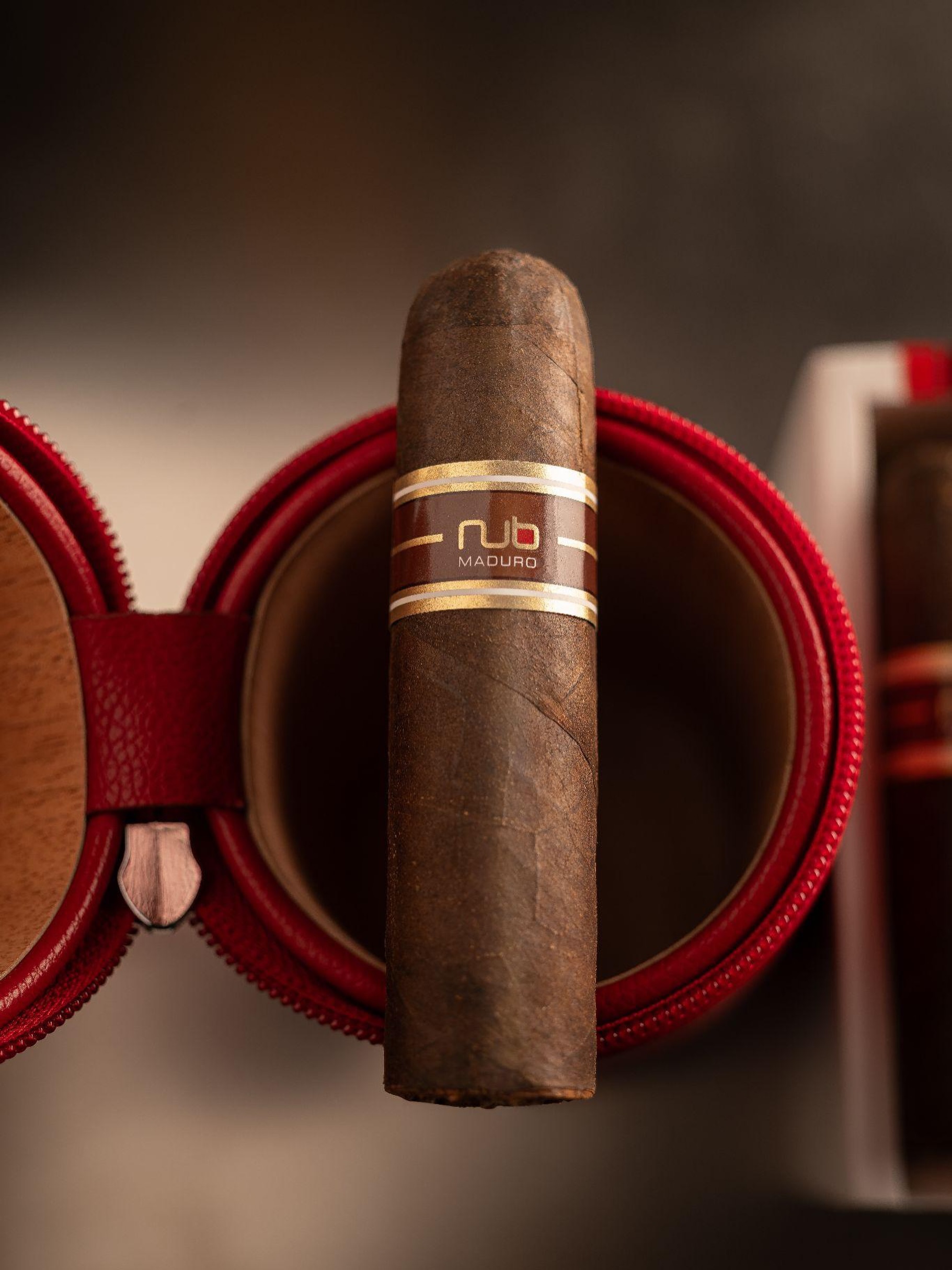 Bold character in every inch.
...
#nubcigar #luxury #nubmaduro
#lifestyle #cigaraficionado