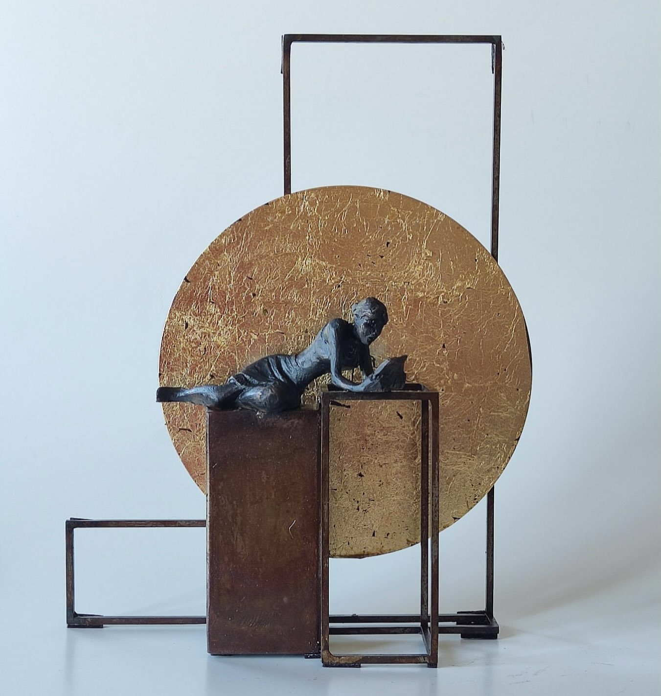 New sculpture has just arrived all the way from Spain from sculptor Artigasplanas. ❤️
“Anna Karenina 2” from Artigasplanas. This lovely lady is made of bronze, iron with gold leaf. She measures at 13” h x 10.5” w x 3.5” d.
She can sit on a tabletop or hang on the wall.
You can find “Anna Karenina 2” and more new sculpture from Artigasplanas, now on view and available exclusively @thewitgallery
For more information and purchases, please visit our website thewitgallery.com, contact info@thewitgallery.com or DM to inquire.
.
.
.
.
.
.
.
.
Art | Art Gallery | Museum | Art Collection | Collection | Artist | Contemporary | Art Collector | Glass | Blown Glass | Painting | Gallery | Modern | Miami | Art Week | Massachusetts | Berkshires | Photo | Reels | Artwork | Woman Owned | Business | POV | Discover | Explore | Collector