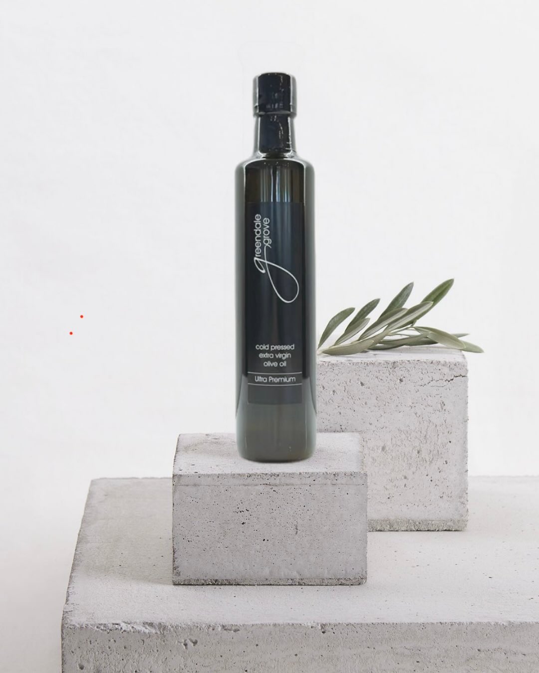 Greendale Grove Ultra Premium Cold Pressed Extra Virgin Olive Oil.
Made from Green Hojiblanca Olives.
Rich in polyphenols and naturally high in oleic acid, delivering exceptional flavour and nutritional benefits.
Health Benefits
• Supports heart health
• Rich in antioxidants
• Natural anti-inflammatory properties
• Supports bone health and digestion
Flavour Notes
Fresh-cut grass • Green banana • Peppery finish
Available for purchase at Greendale Grove Olive Shop
7230 Goulburn Valley Hwy
Kialla West, Victoria, Australia
Phone: 03 5823 2785