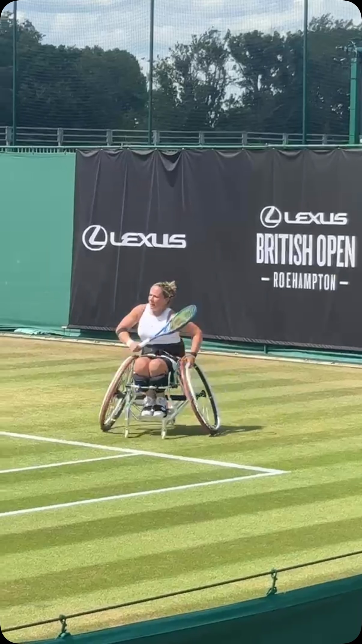 Working hard out there 🌱
Back out for doubles tomorrow 🎾
#LexusBritishOpen #wheelchairtennis
🎥 @humetc