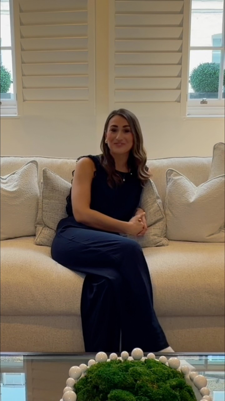 Following on from my recent post, I wanted to share a little more about the story behind this project. After working on this Mews property a few years ago, we’ve been asked to come back in to dress it for sale.
In the full YouTube video, I talk through the journey, the transformation and answer a few questions about preparing a property for sale.
I’d love for you to join me there and take a look behind the scenes🏡✨
#jessweeksinteriors #interiordesign #jwi #interiorgoals #luxuryinteriors
https://youtu.be/KCDBJfoTzks?si=OHcWWSOiFkimS65I