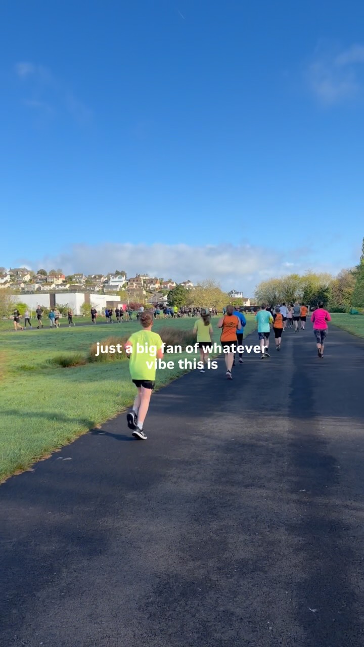 A big fan of whatever vibe this is… ⚡️🏃♀️☀️
✅ Training consistently
✅ Fuelling well
✅ Enjoying life
My 3 mantras for all clients (and myself)👏🏼❤️
Getting the balance right is key to continuing improvement without food and training taking over your life ⚡️🥰
Striving for this balance? Get in touch with me @dietitianellen for 1:1 support ⚡️🙌🏼 Let’s get this right before the end of summer ☀️👏🏼