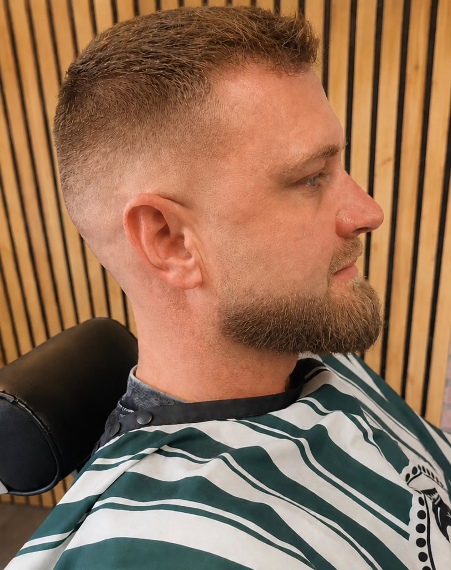 Fresh skin fade, sharp Italian-style beard, and ready for take-off. ✂️🔥
Always a pleasure having this lad in the chair. Somewhere along the way he stopped being just a client and became one of my best mates. Appreciate the loyalty, the laughs, and the trust every time.
Looking fresh for his jolly holiday—have an unreal time, brother. 🍻☀️ See you when you're back for the holiday trim!
#skinfade #ItalianBeard #BarberLife #wirralbarbers #lookgoodfeelgood