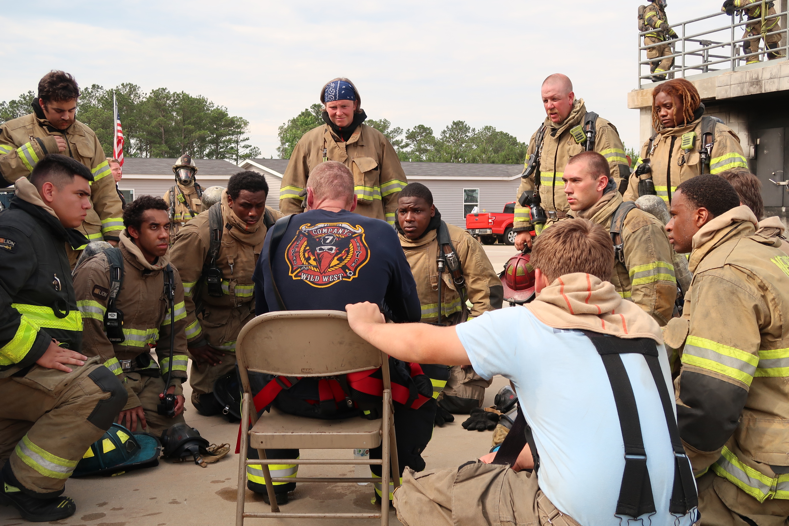 RECRUIT UPDATE!
Today was a big day for our recruits as they completed their first Live Fire Training.
This training gave them the opportunity to put their skills to work in a realistic environment while building confidence, teamwork, and experience. They rose to the challenge and showed tremendous growth throughout the day.
We are proud of the progress they continue to make and look forward to seeing what they accomplish next.
#CovingtonFireDepartment #RecruitClass #LiveFireTraining