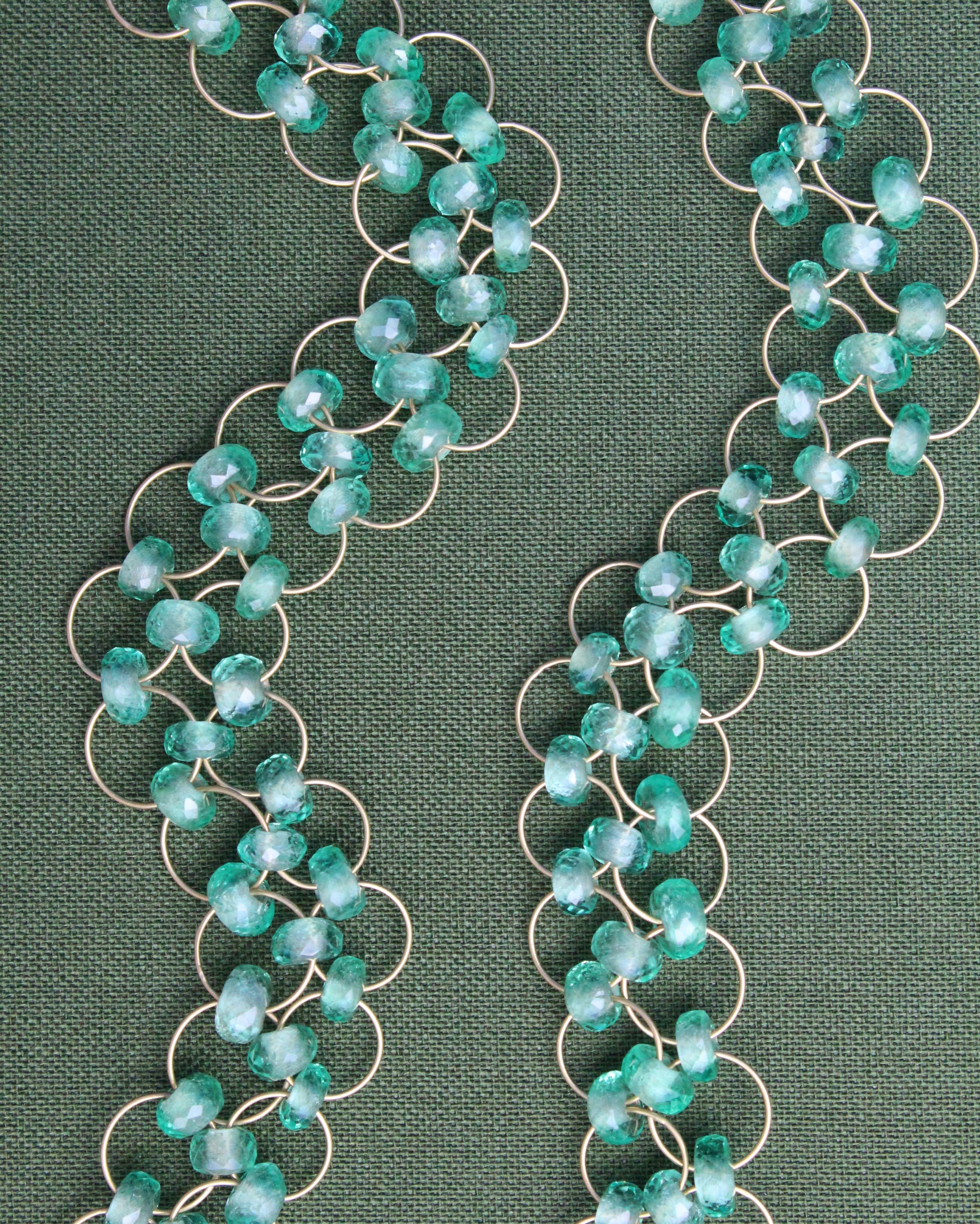 Gorgeous Green Emeralds!
#jotd #artisianjewelry #summervibes☀️ #greenisgood #beadedjewelry