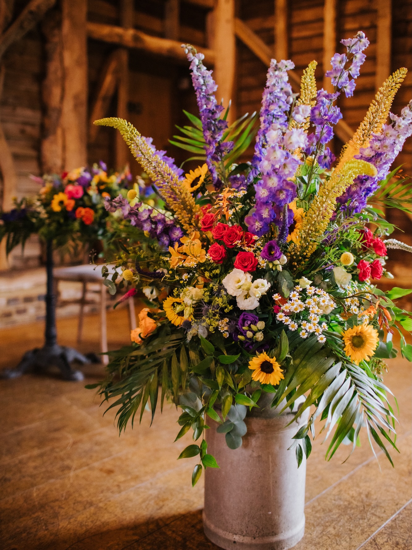 When you’re scrolling for inspo images for a proposal at @barnsatredcoats and come across this beautiful write up in @wedissimo 🥰
“The flowers are what really brought the whole vision together; Tanya is a flower magician! From the first discussion, she had a great grasp of what it was we wanted and boy did she deliver! We knew we wanted some small sunflowers and a variety of sizes and colours but let Tanya take it from there. The selection of flowers she chose were absolutely beautiful and all complimented each other; each can be grown in an English garden as well which was a perfect tie in to our English country summer wedding!”
Zoe and Tim’s wedding was an absolute JOY. It’s just the best feeling when I get to work with the loveliest of couples who appreciate flowers and your work so much!
Photos @sallyforder for @binkynixon
Venue @barnsatredcoats
Flowers @appleblossomflowers_
#barnsatredcoatswedding #colourfulwedding #joyful #brightweddingflowers #floralstories