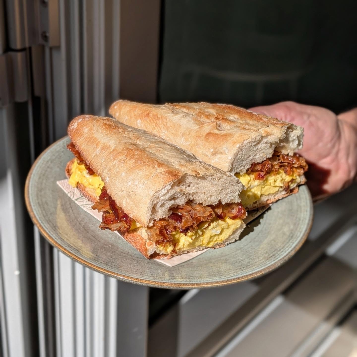 Meet your new brunch obsession. Our new Eggs & Bacon Roll is everything you want in a bite: crispy cured bacon, fluffy scrambled eggs, and buttery crunchy baguette.
Come hungry, we'll take care of the rest.
📍 Find us in the heart of Montepulciano
⏰ Open for breakfast & brunch 9-14h (closed Thursdays)
✨ #lalmacafe
☺️ #goodfoodisgoodmood
🍳 #breakfast
🥪 #brunch
🥘 #lunch