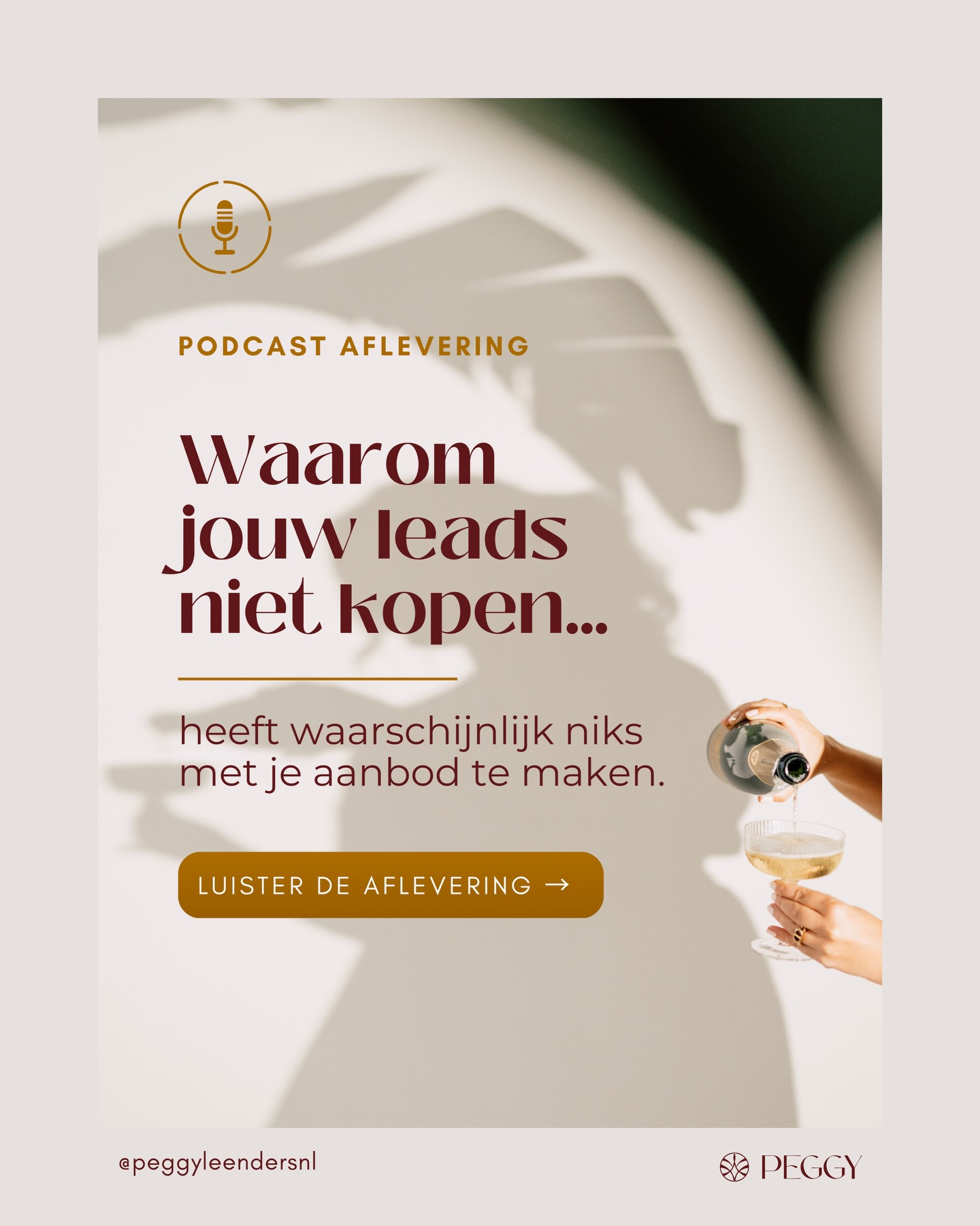 Meer leads is vaak niet je probleem.
Het probleem is dat je mensen aantrekt die willen consumeren, maar nog niet willen kopen.
Ze lezen.
Ze vergelijken.
Ze bewaren je posts voor “later”.
Maar urgentie? Die mist.
En dat ligt meestal niet aan je aanbod.
Het zit in je positionering.
Want herkenning verkoopt niet.
Inzicht wel.
Zodra je messaging scherper wordt, trek je niet alleen meer interesse aan, maar vooral betere leads.
Leads die hun probleem écht zien.
De waarde van jouw oplossing begrijpen.
En sneller bewegen richting aankoop.
👉🏻 Voel je: “dit is precies wat er in mijn business gebeurt”?
📩 Stuur me een DM met “ECOSYSTEEM”. Dan kijken we hier samen strategisch naar.
🎧 Wil je mijn podcast beluisteren? Check de link in mijn bio.