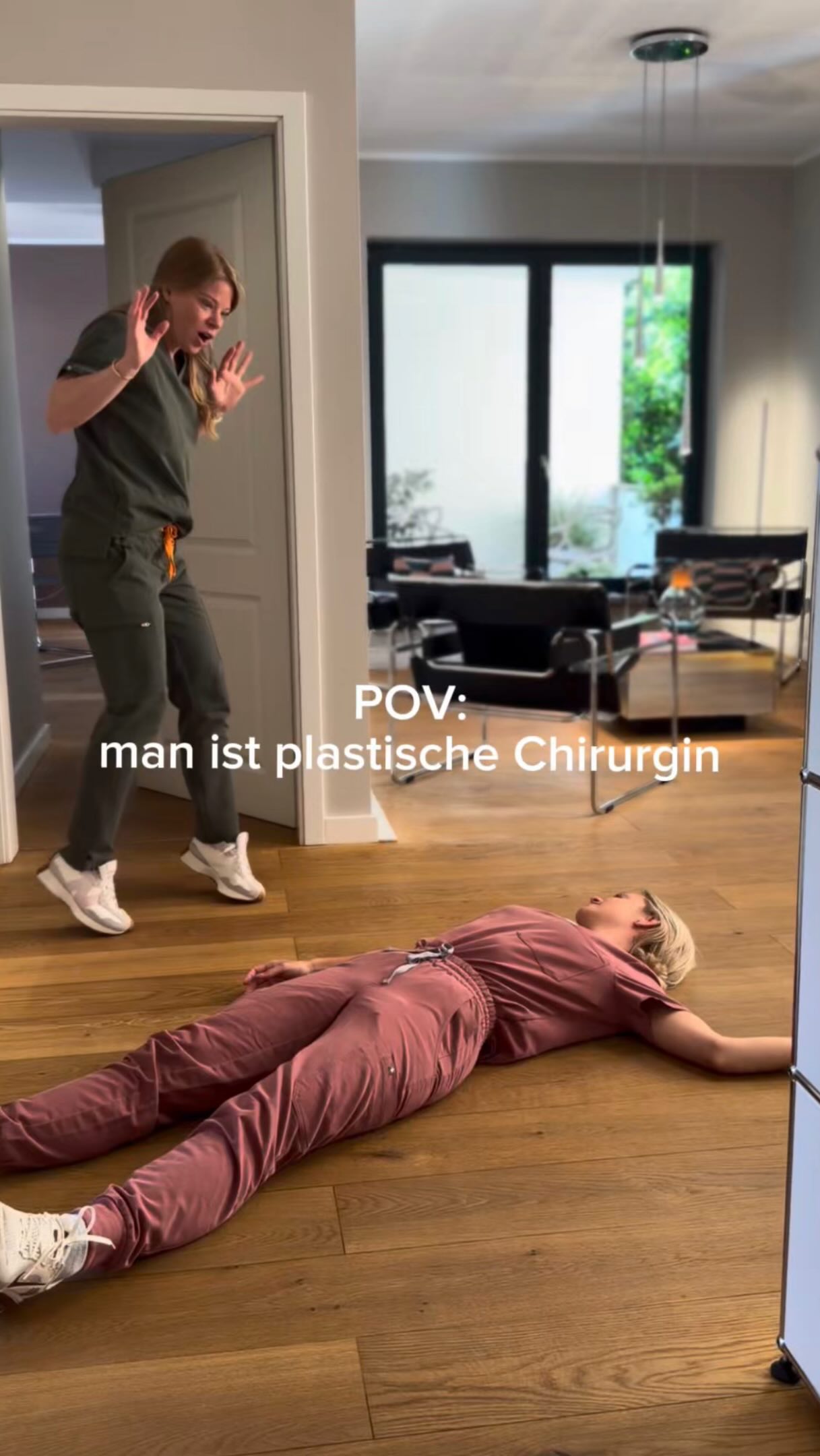 POV: They ask for a doctor, but you’re a plastic surgeon 😜
#viral #reel #comedia #plasticsurgeon #aesthetic