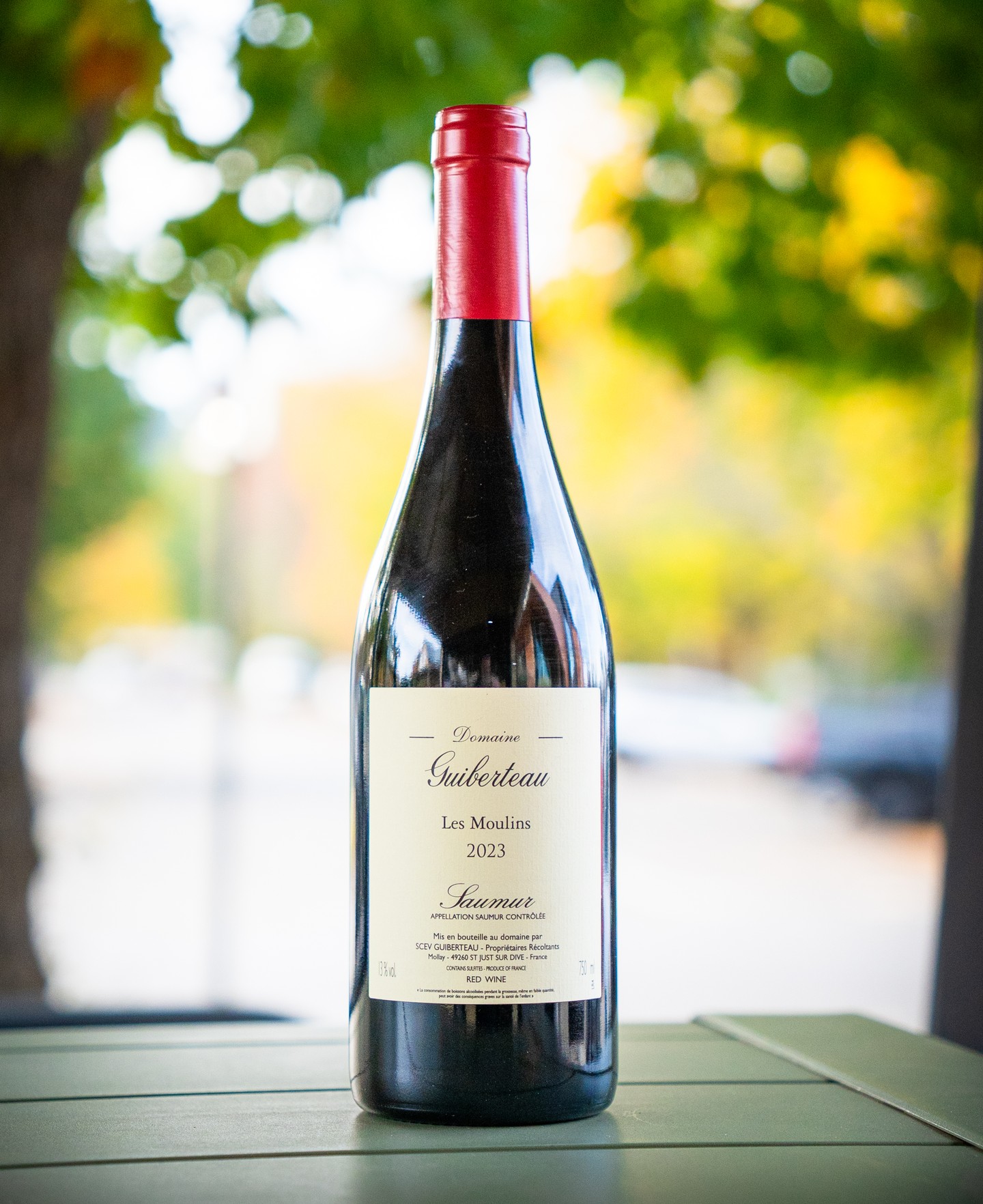Domaine Guiberteau Saumur Les Moulins 2023, 100% Cabernet Franc from the Loire Valley.
The producer, Domaine Guiberteau, is known for minimal intervention and organic viticulture and has made an exceptional wine that is medium-bodied with fine tannins, a mineral backbone, and a savoury finish.
In the cellar store, ready for a wintery Woodend evening and some soul food.
#daylesfordmacedonranges #cabernetfranc #visitmacedonranges #visitvictoria #visitmelbourne