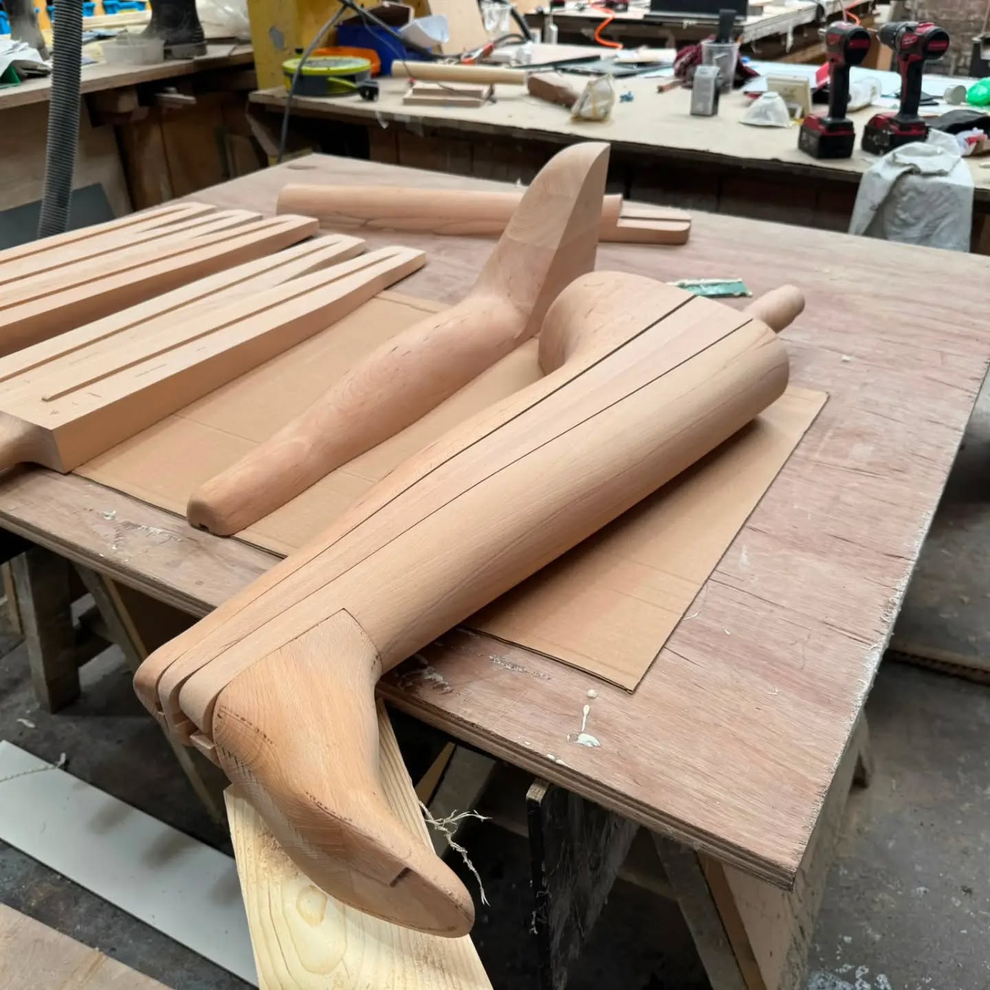 Beech boot lasts !
These are used for stopping tall boots from creasing when not in use
#beech #lasts #boot #ridihgboots #5axiscnc