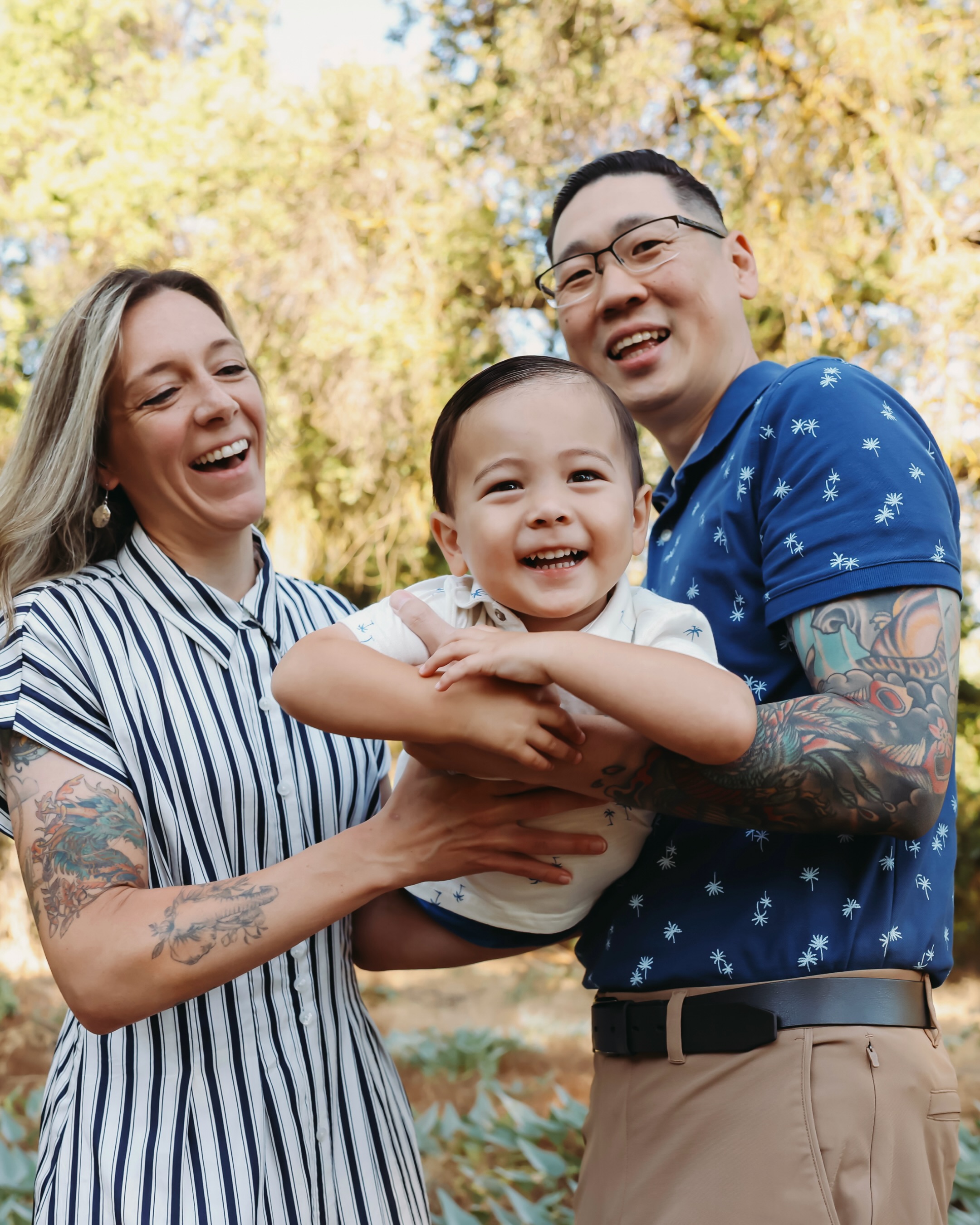 I mean come on! How is this my job?? 🥹 I had so much fun trying to get this little one laughing. Needless to say, he made my job pretty easy! 😊
#SantaCruzPhotographer #MontereyPhotographer #CapitolaPhotographer #SantaCruzFamilies #SarahAuroraPhotography
