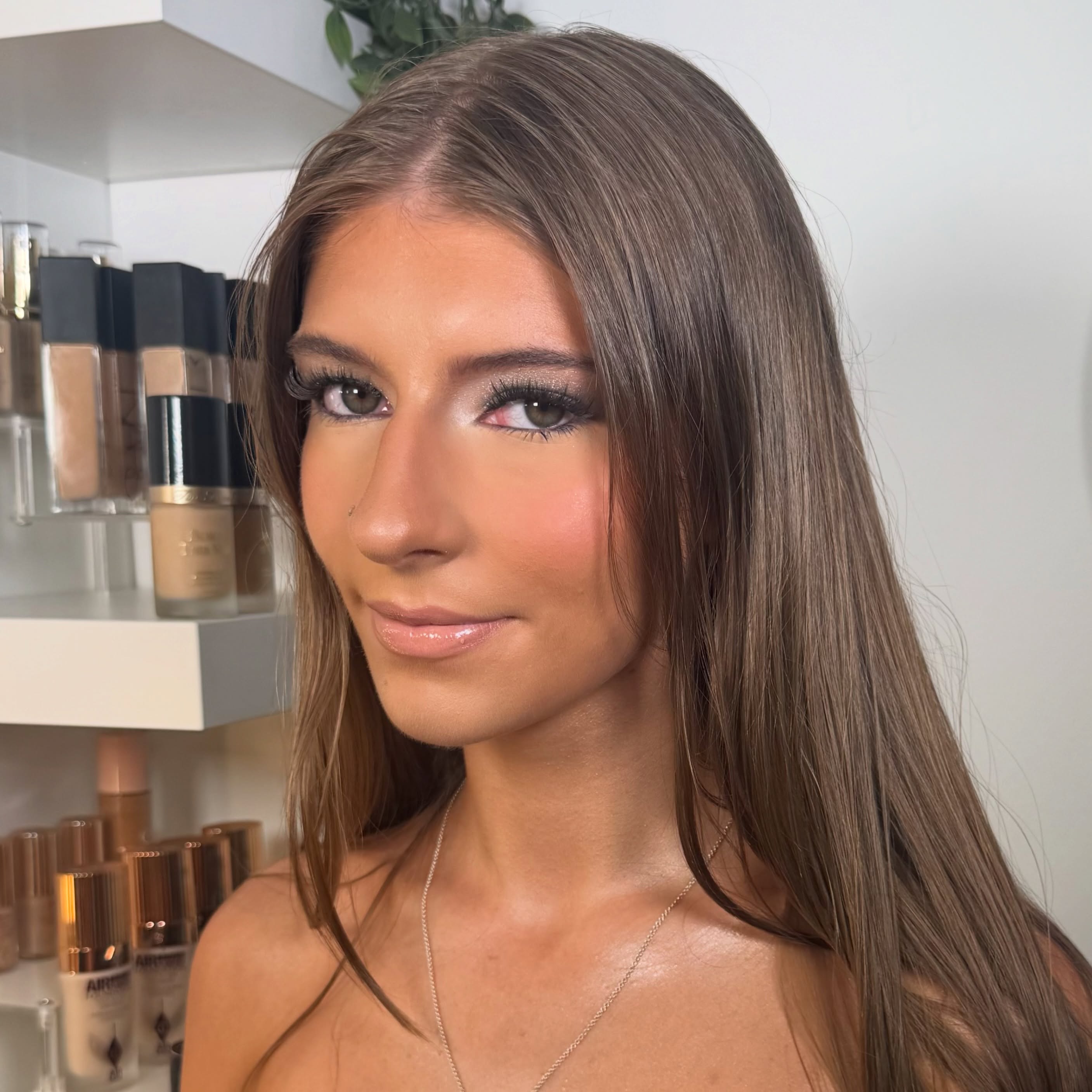 ✨ PROM 2026 ✨
Three gorgeous girls, three different glams… because no two clients are the same. 🤍
From soft and radiant to full glam, creating makeup that makes you feel your absolute best 🫶🏻
#prommakeuplook #prommakeup #prommakeupartist #prommakeupinspo #southwalesmakeupartist