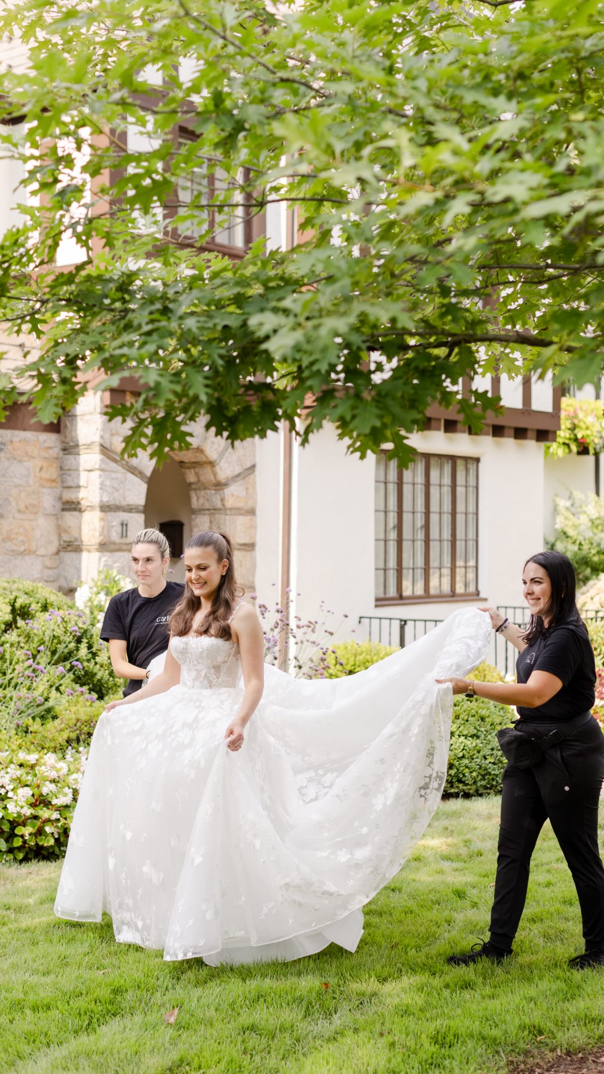 Call it feminine intuition… or good decision making 🤍
The right wedding planner isn’t just there to make things pretty. We’re there to:
• keep you within budget
• build a realistic timeline
• manage your vendors
• handle issues, so you don’t have to
• ensure you’re present on your wedding day!
Couples who hire a planner don’t say “I wish we hadn’t”… they usually say “we can’t imagine doing this without you” 🫶🏻
Cover photo | @siobhanstantonphotography