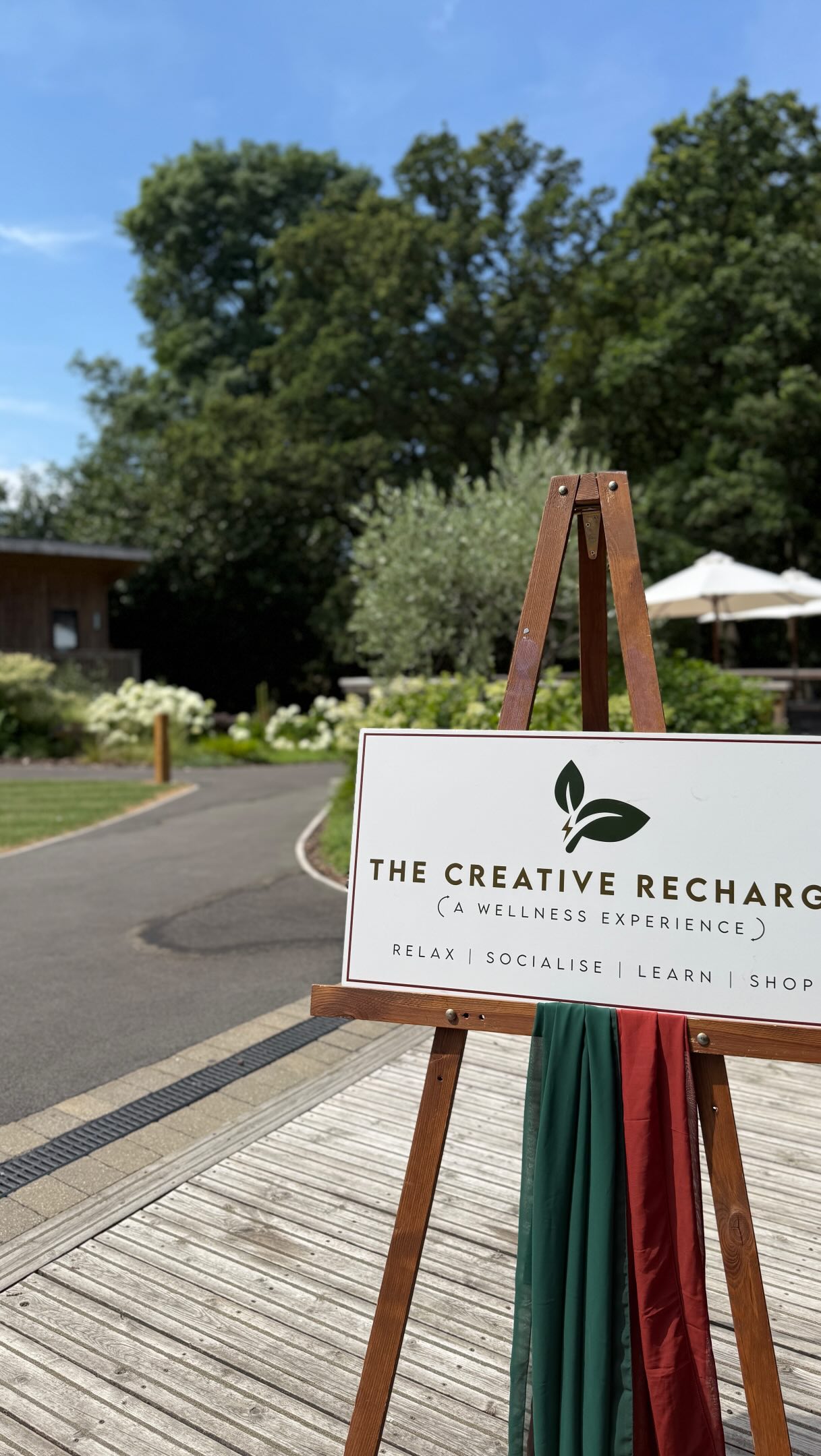 Baby sessions, Marketing chats and flip chart brainstorms, needle felting therapy, being wrapped in the dreamiest florals from The Bay Tree Florals, mics and laughter into the evening, and finishing with the bravest, most brilliant group of women coming together for something truly unforgettable in a wheat field.
Relax, socialise, learn, shop — today ticked every box.
Big feelings, tiny details, one very excitable photographer.
Roll on day two.
#TheCreativeRecharge #WeddingPhotographer #Loughborough #OneMomentPhotography
