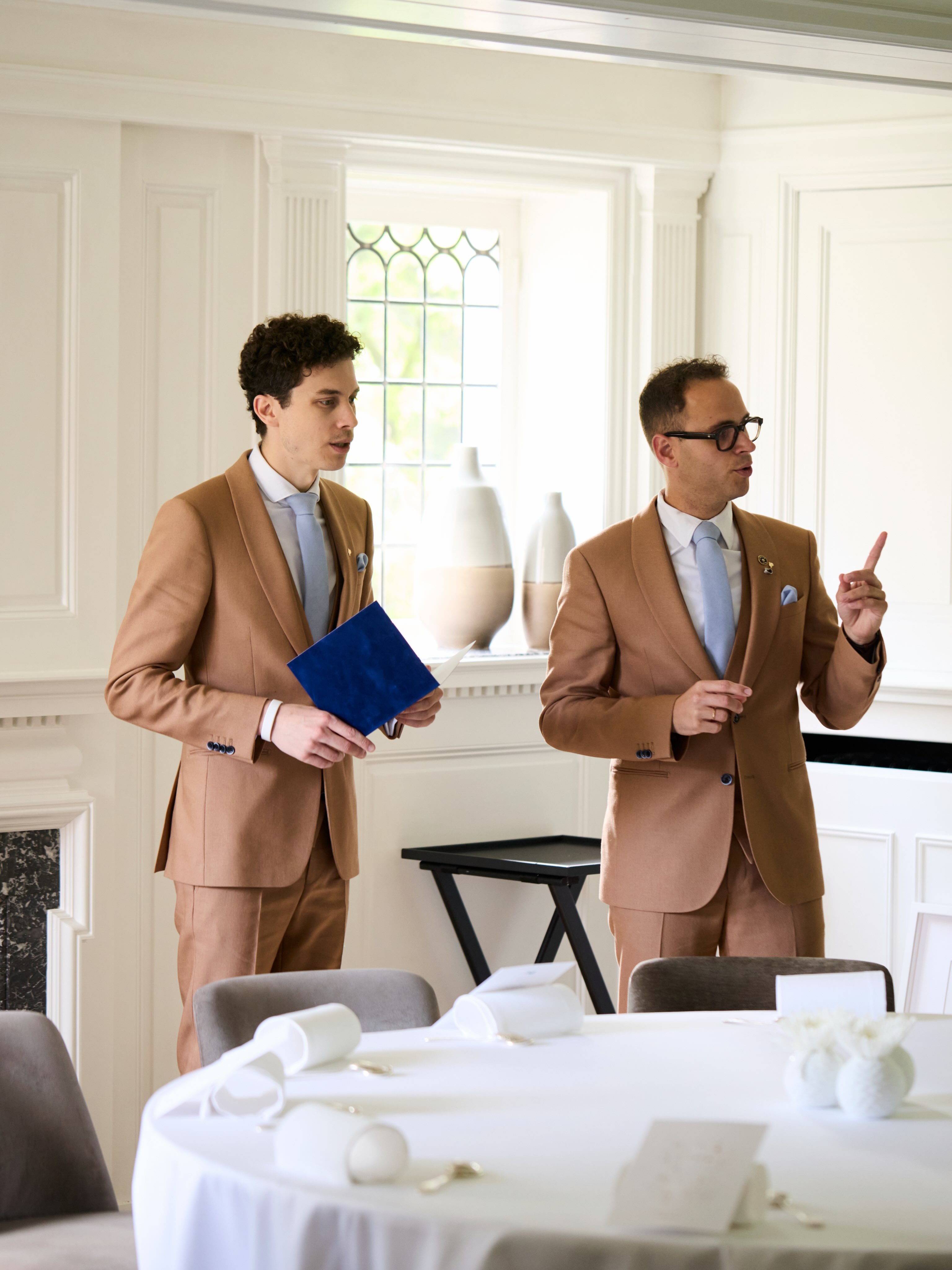 While our guests experience effortless service, every detail has already been discussed, refined, and perfected behind the scenes.
Exceptional hospitality begins long before our guests arrive.