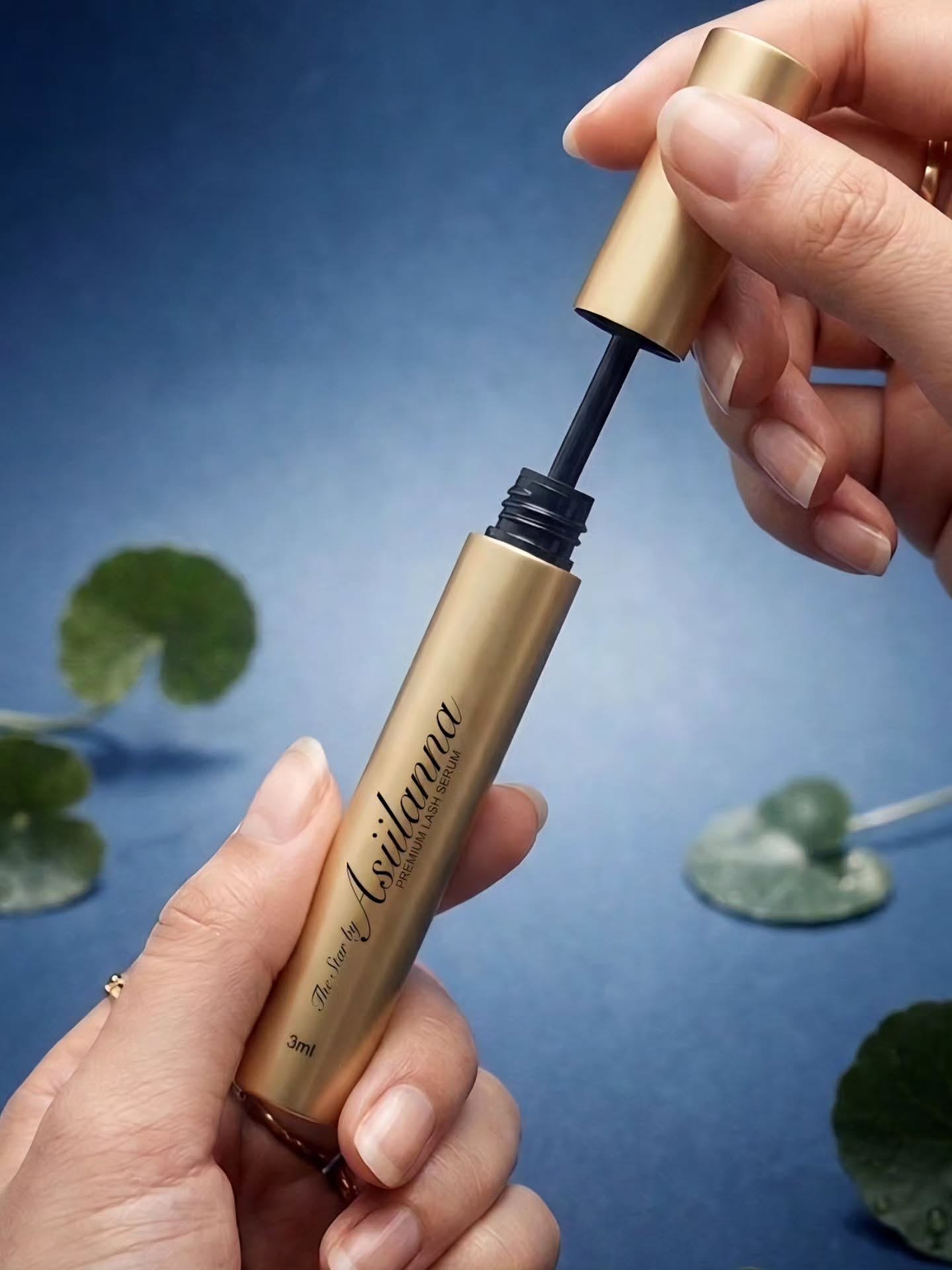 Pure ingredients.
Safe for eyes.
Only 10 ingredients where 6 are plant extracts, 2 safe thickeners, water & alcohol to make extracts.
Designed before & after lash-extensions and lash-lift.
Perfect for brows.
For sensitive eyes.
Natural & step by step lash growth.
When only the best is enough! 👑
#thebesteyelashserum #lashserum #naturallashserum