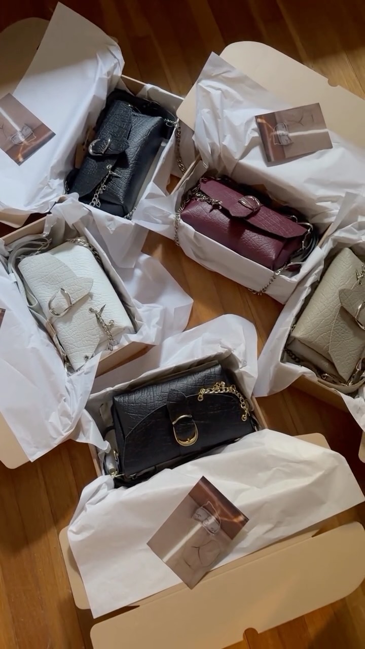“Lovesong” handcrafted leather bags, available in stores and online!