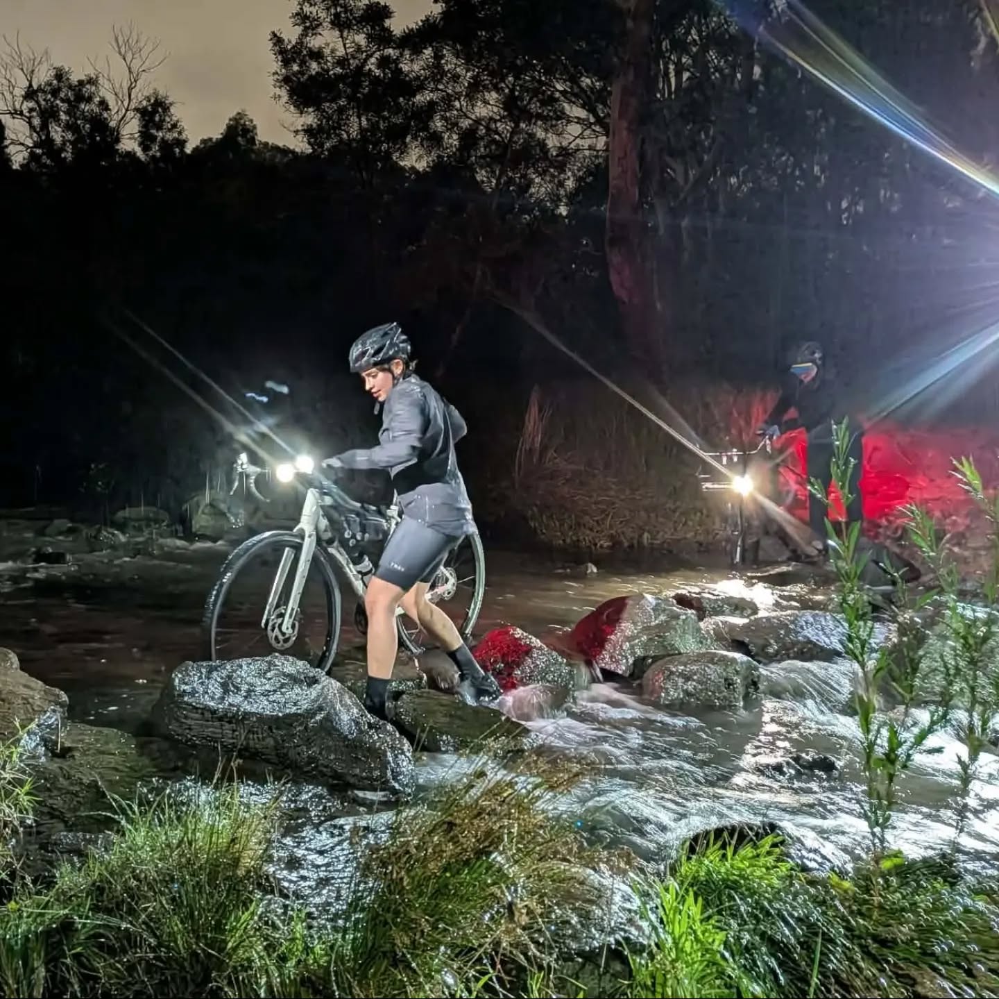 Who's up for a mid-week adventure? 🙋♀️ After a week off due to bad weather, we're riding some trails tonight! Meeting at Brunswick Velodrome to roll out at 6:30pm, we'll be going for a gravel explore along Edgar's Creek. Bag drop available. It'll be chilly and dark, so make sure you're rugged up and charge those lights! Also, bring a lock in case we go for dinner afterwards. No drop, all skill levels welcome. See you there!