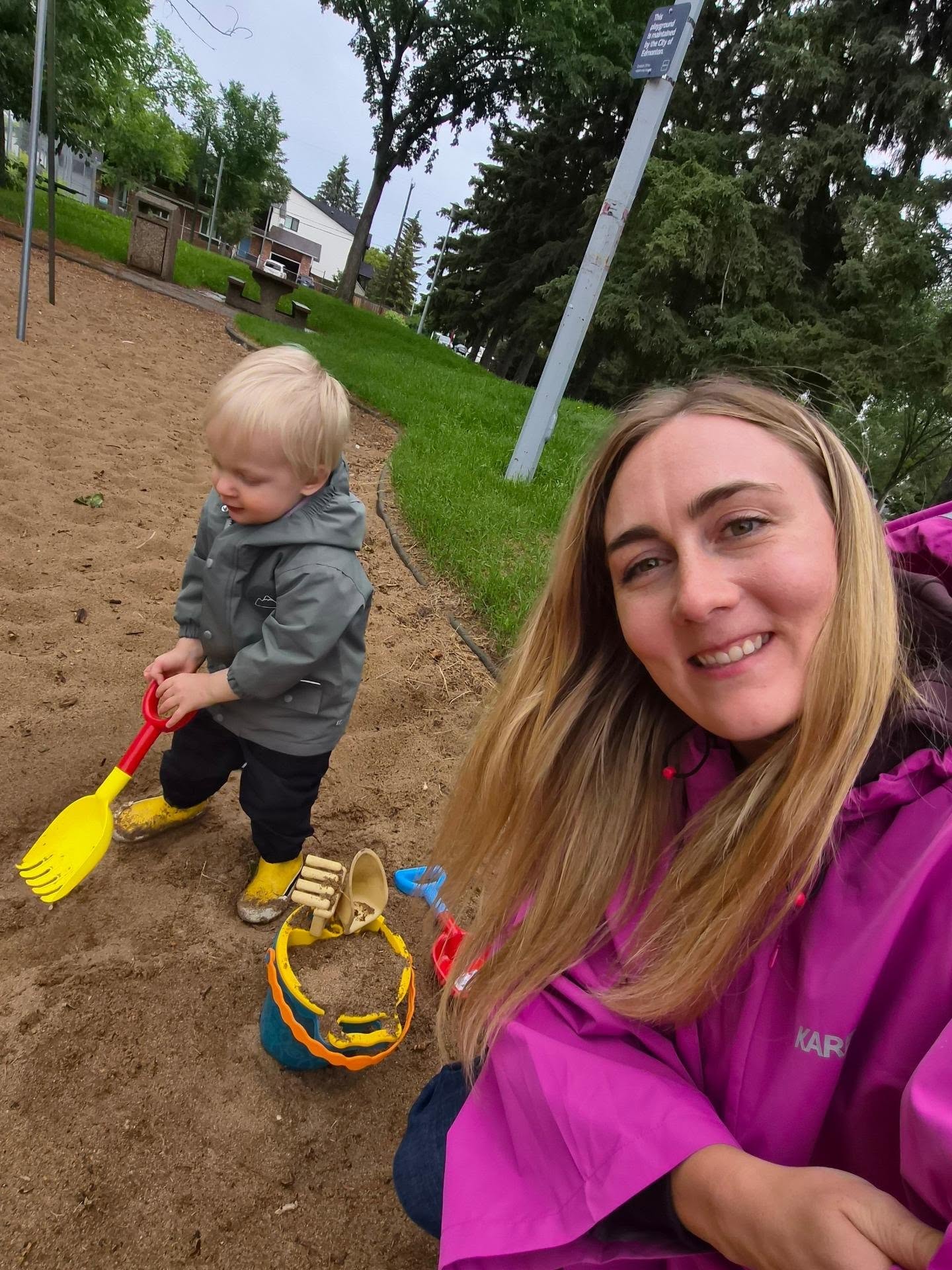 June 🌸
What a month! Beyond blessed by the community I get to do life with - from Barrhead, to Edmonton, Calgary, Vancouver and beyond! 😊💛
#sleighallday