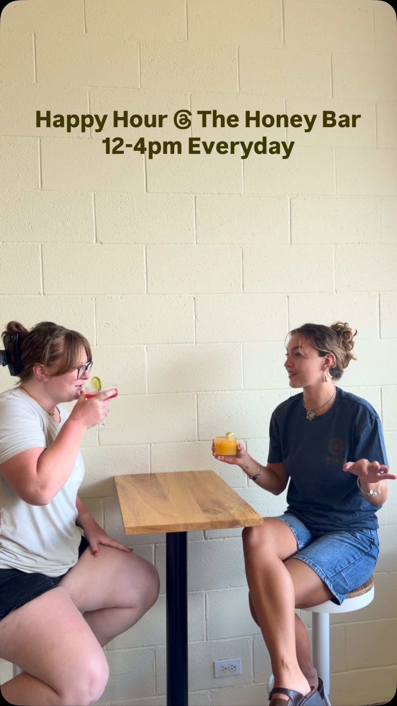 Happy Hour at The Honey Bar is just more fun with friends!
Tag your happy hour buddy below!
Happy Hour is everyday!
12-4pm
$2 off cocktails
$1 off glasses of mead
#manoahoneymead #mead #honey #hawaii #thehoneybar