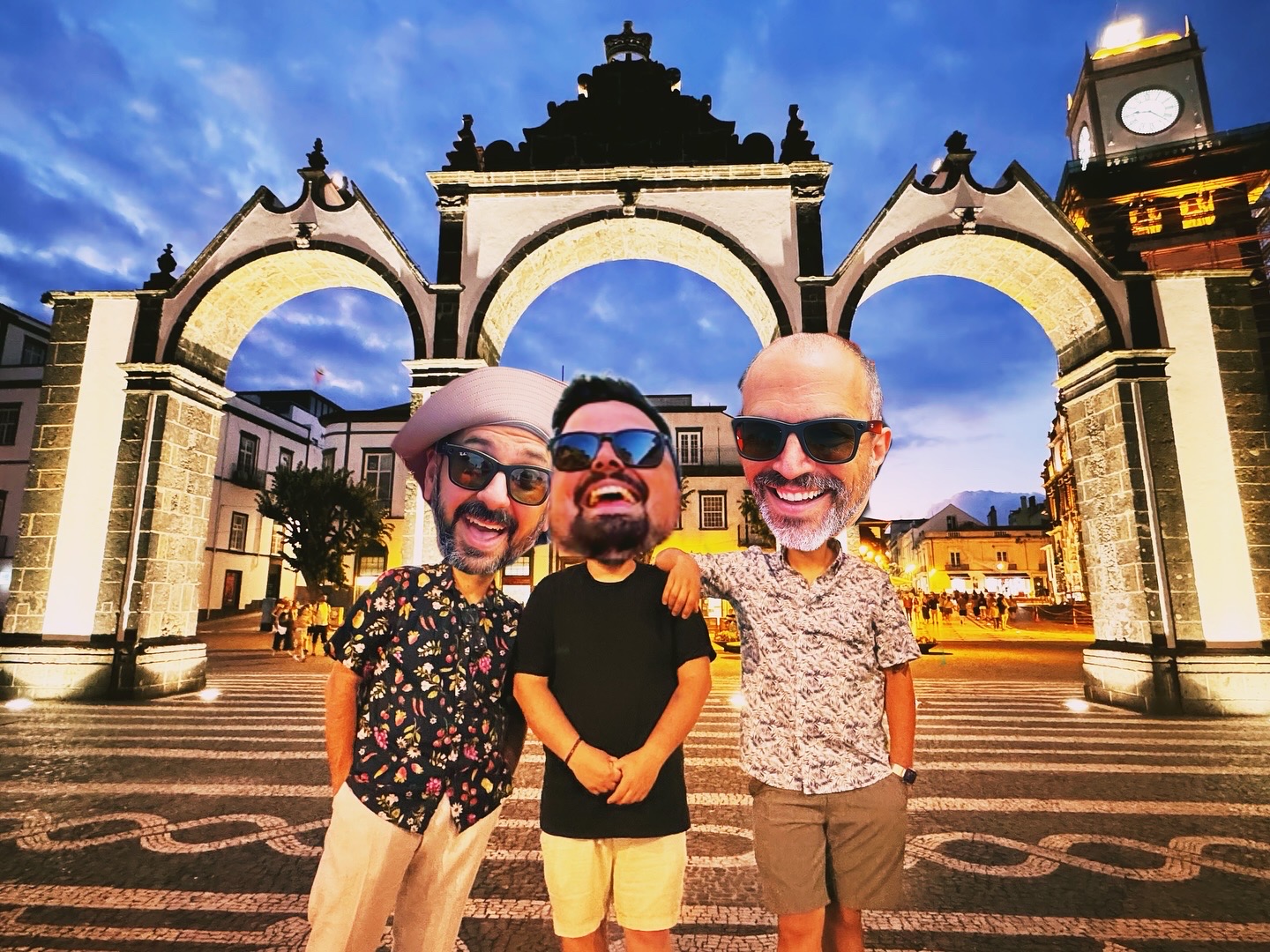 Suitcases? Packed. ✈️
Jokes? Ready. 🎤
From July 14th through the end of July, we're taking No Recipe Needed! across the Azores with @ritathehuman
We're excited to laugh with you, make new memories, and bring the show back home.
🎟️ Check out all the tour dates and cities at PortugueseKids.com or the link in bio. See you soon! 🇵🇹❤️