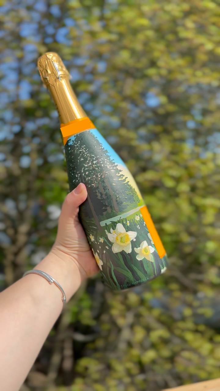 One for each day? No problem. 🍾
This one’s for you, Saints!