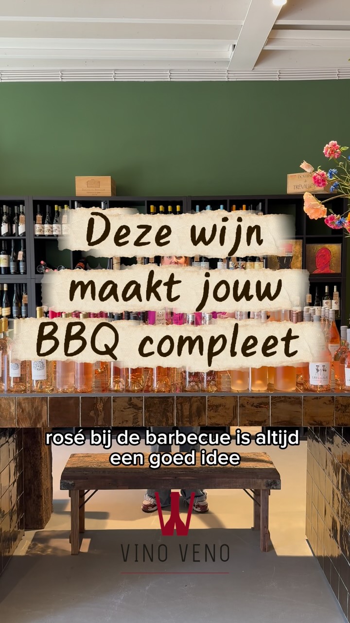 🥩🔥 Op zoek naar dé perfecte BBQ-wijnen voor je volgende grillavond?
In mijn nieuwste blog deel ik vijf BBQ-wijnen die goed matchen allerlei favorieten: van sappige burgers tot kruidige ribs en gegrilde groenten 🐟 🌽🍔 Welke stijl past het best bij jouw BBQ: fruitig rood, frisse rosé of juist iets verrassends?
Lees de blog en laat me weten welke wijn jij het liefst op tafel zet bij de BBQ. Ik ben benieuwd naar jouw favoriet!
www.vinoveno.nl
.
#BBQwijnen #WijnEnSpijs #Wijnadvies #Grillavond #RoséBijBBQ