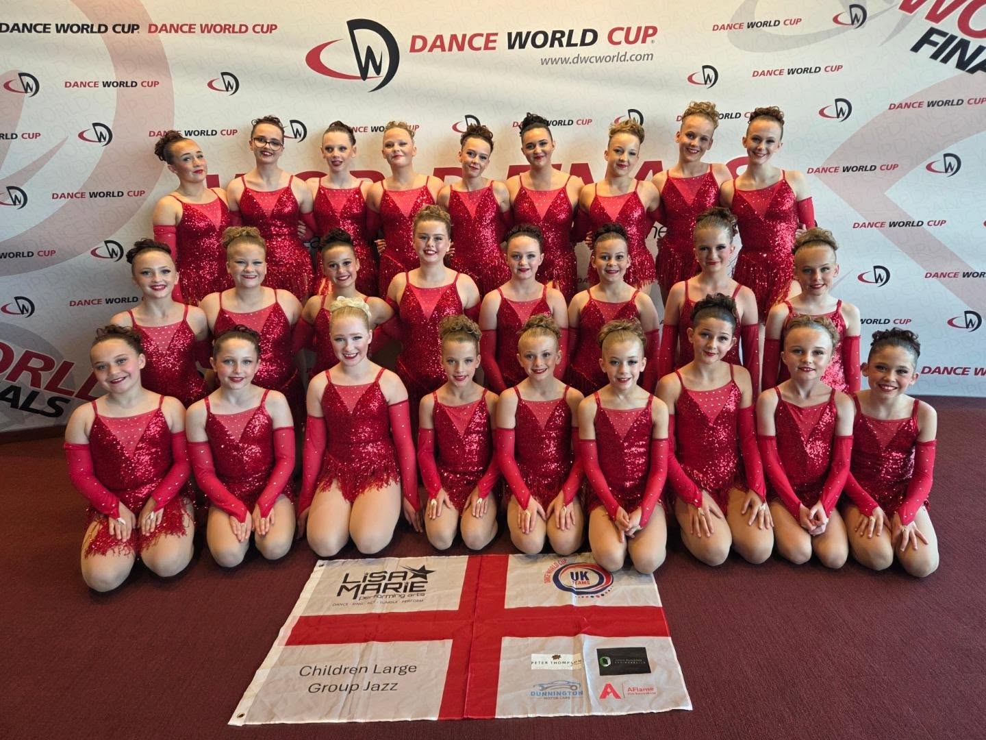 🏴 Children's Large Group Jazz 🏴
11th In The World 🌎 TINA ❤️
The Passion! The Love! The Drive! You have it all 🔥✨️
Watching this routine come to life on stage has been absolutely incredible!!
You danced your hearts out in a big tough section filled with amazing groups from all over the world!
We are so proud of you all!! 🫶🏻
Choreo - @miss.laura.lmpa
@dwc_uk_teams
@danceworldcup
#lmpa #lisamarieperformingarts #dwc #proud #jazz